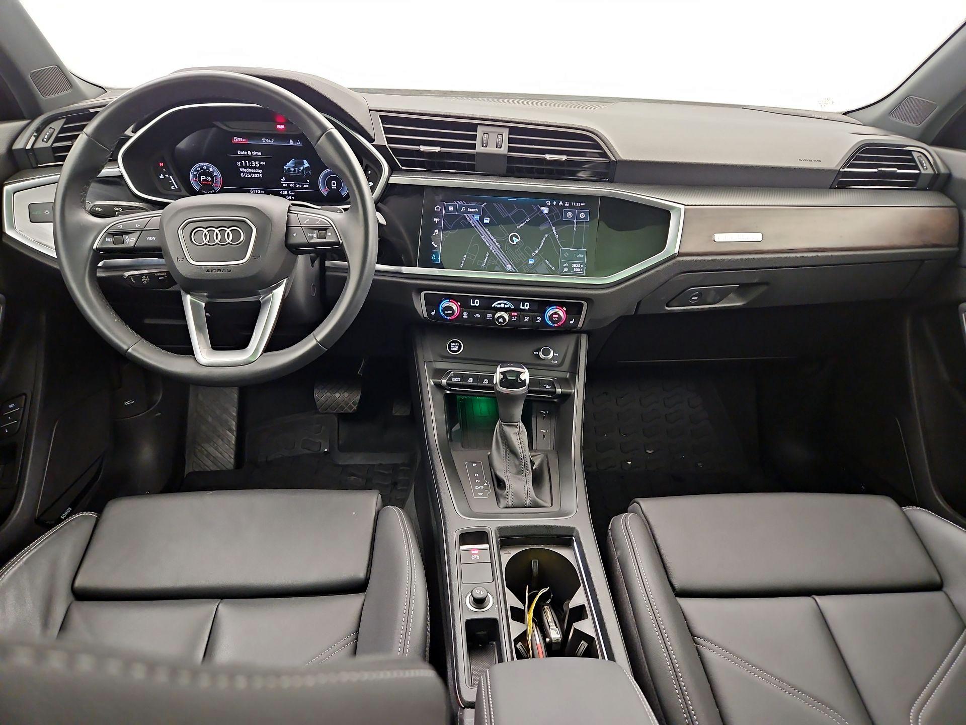 Thumbnail: 2024 Audi Q3 - 9