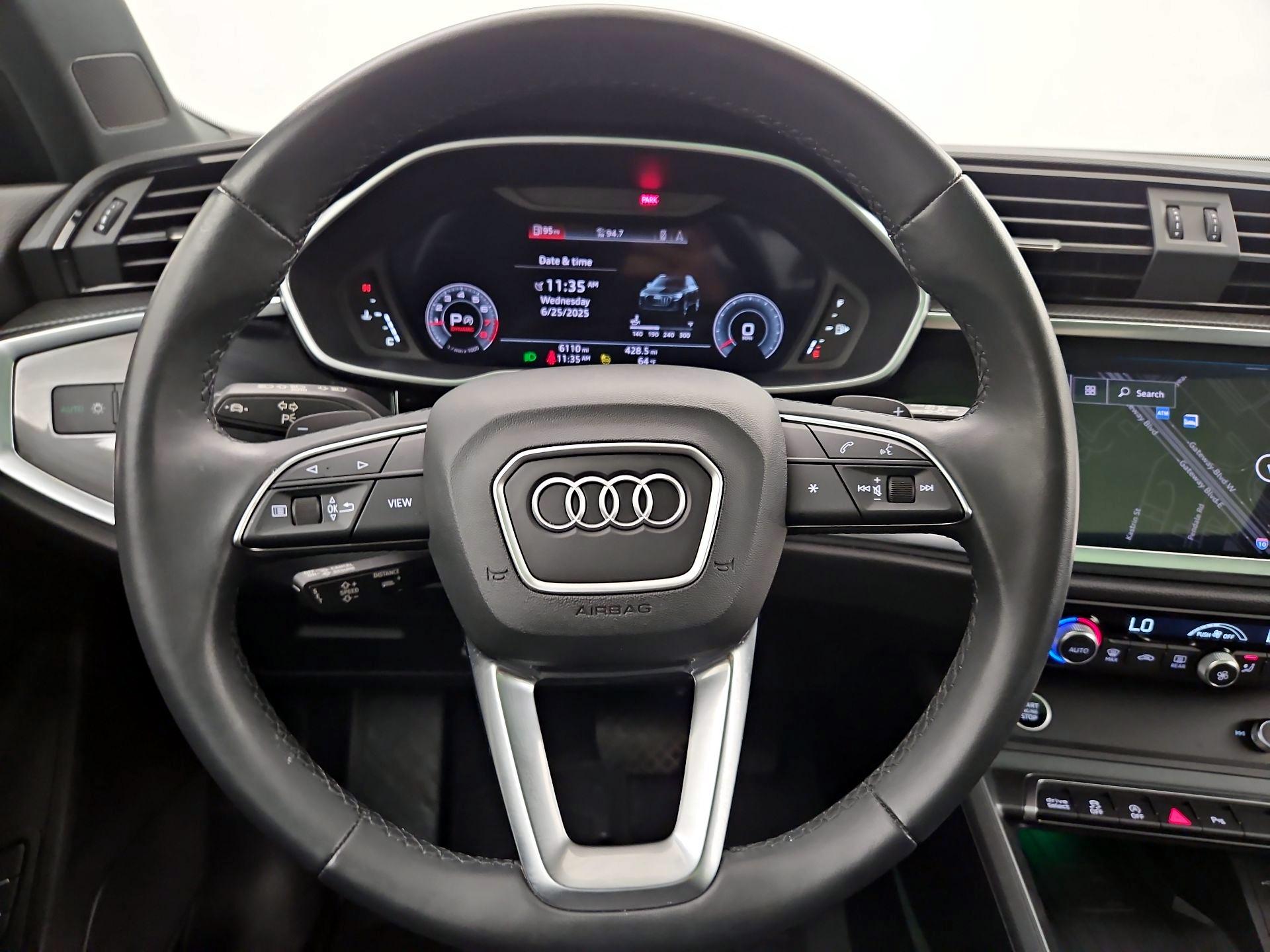 Thumbnail: 2024 Audi Q3 - 10