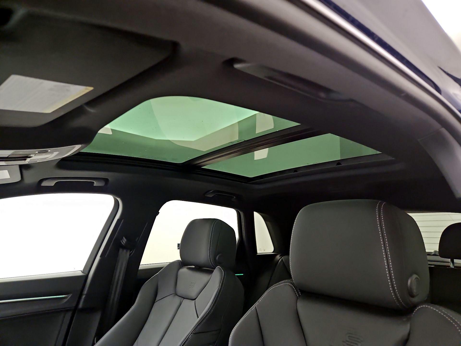 Thumbnail: 2024 Audi Q3 - 20