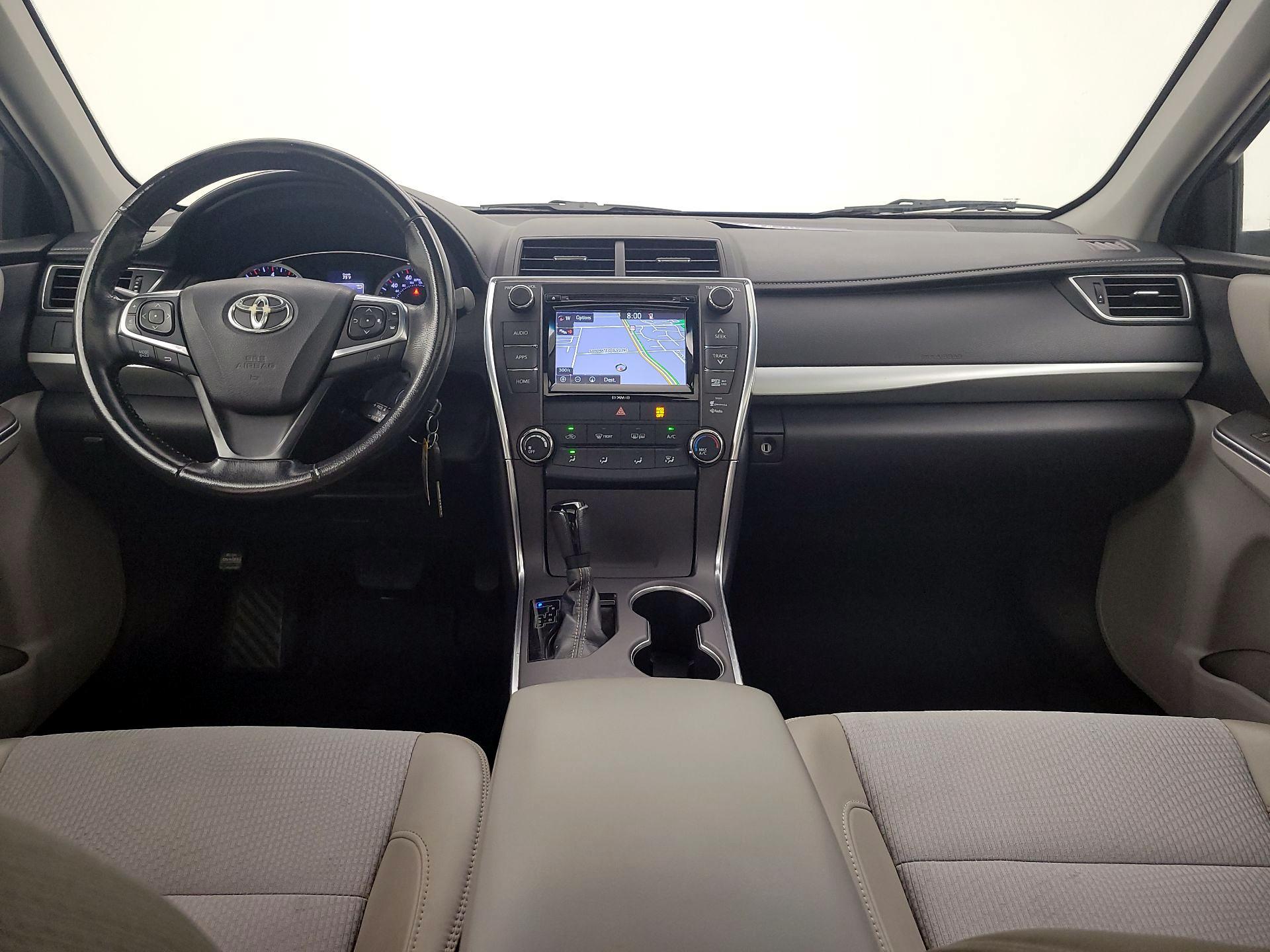 Thumbnail: 2016 Toyota Camry - 9
