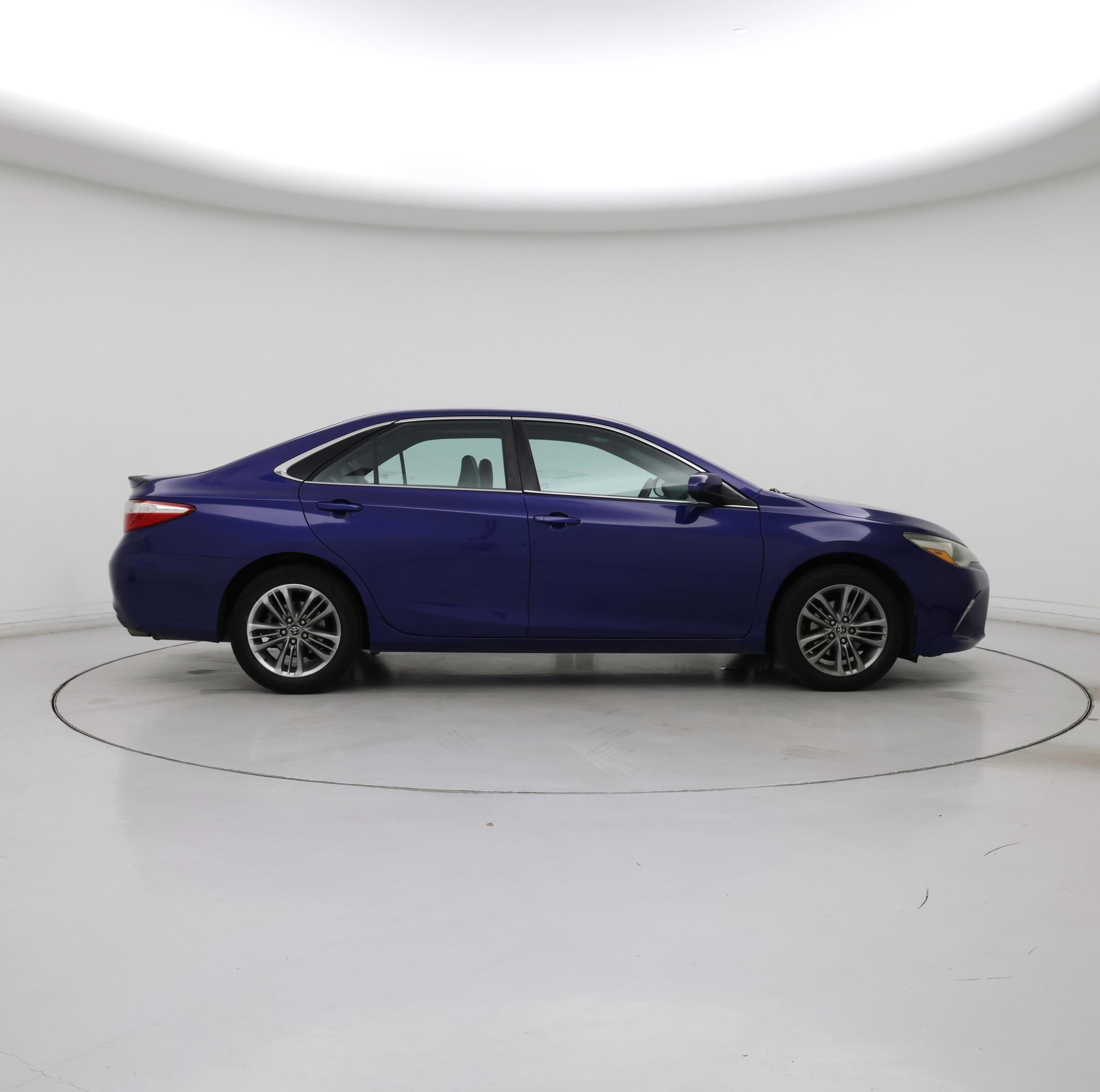 Thumbnail: 2016 Toyota Camry - 7