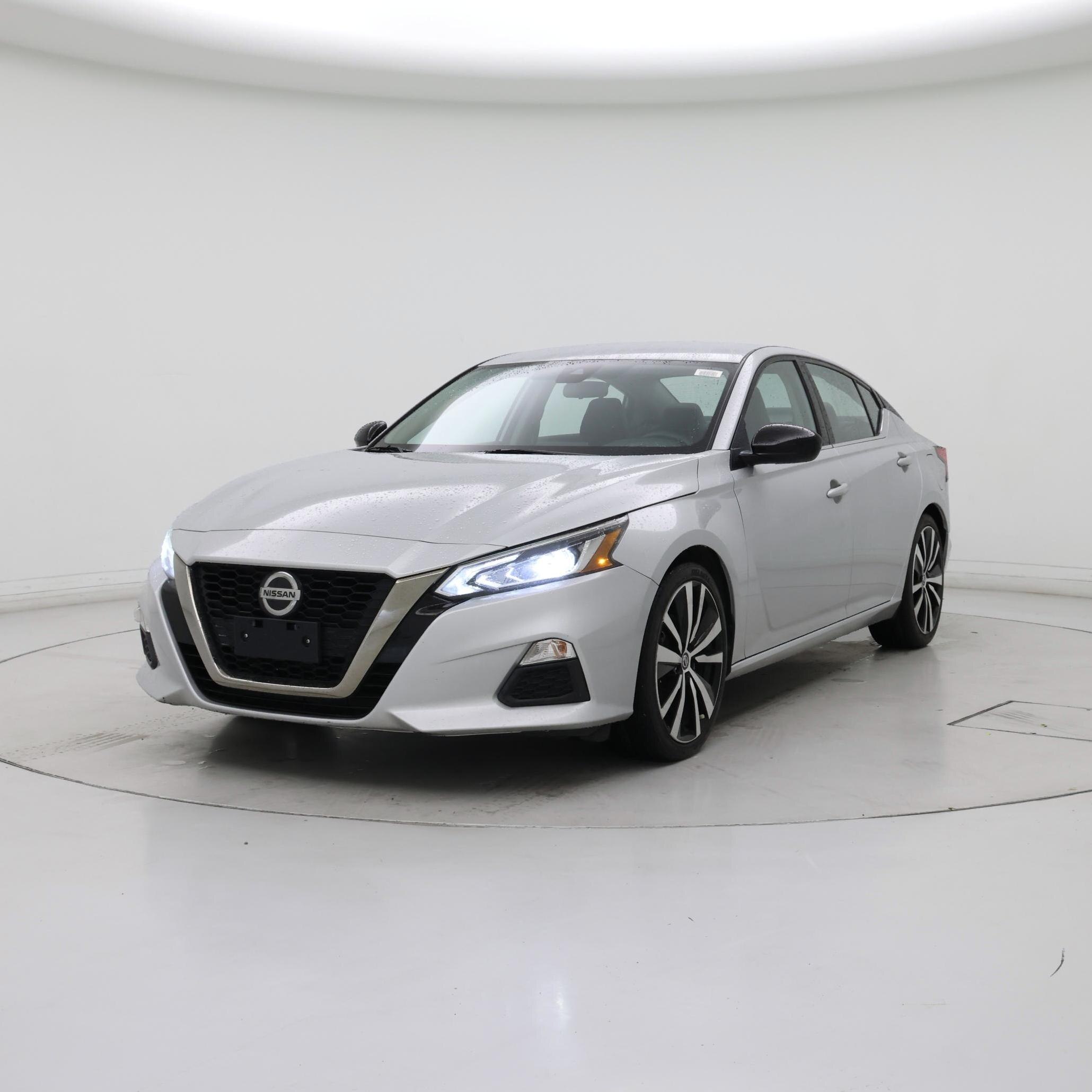 Thumbnail: 2020 Nissan Altima - 4
