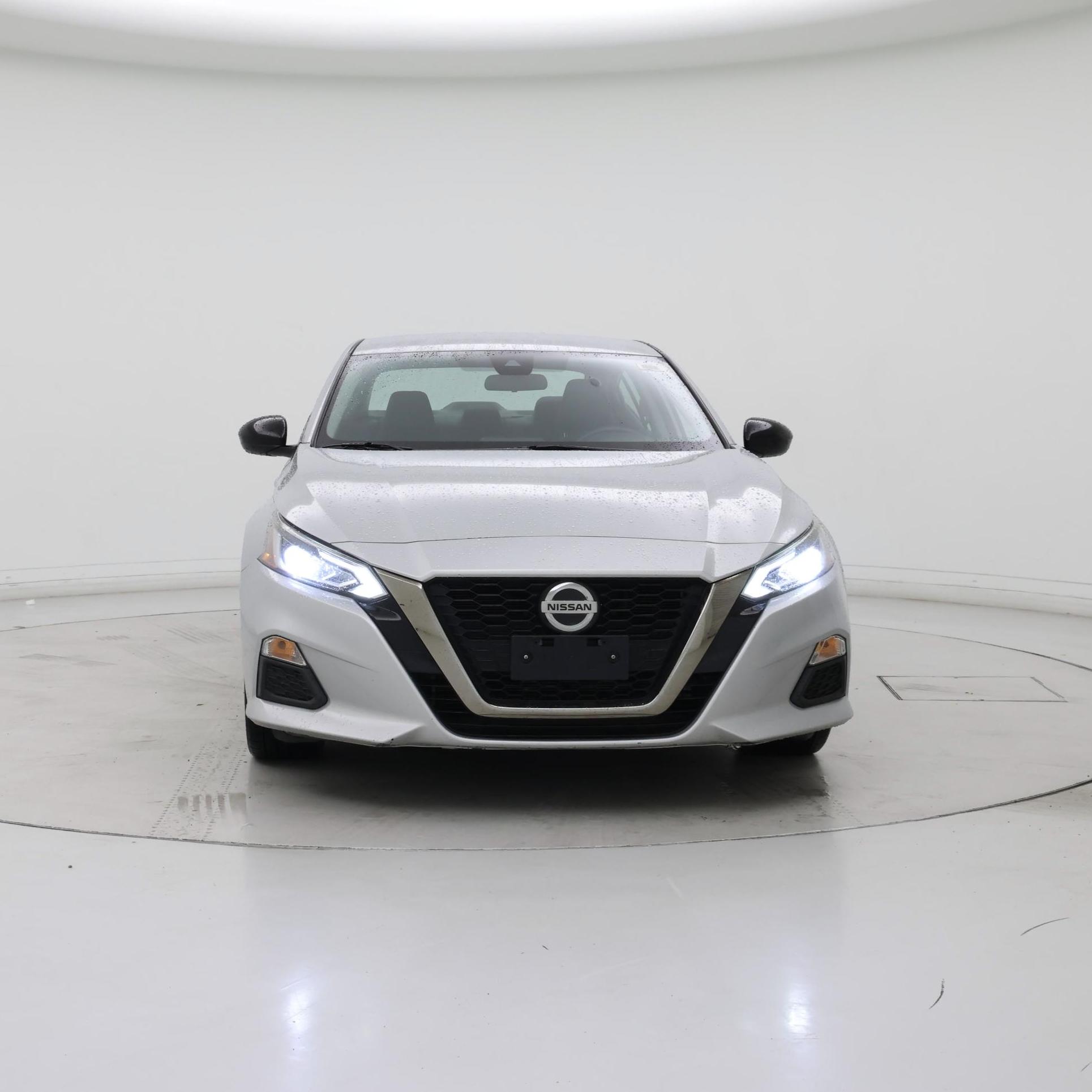Thumbnail: 2020 Nissan Altima - 5