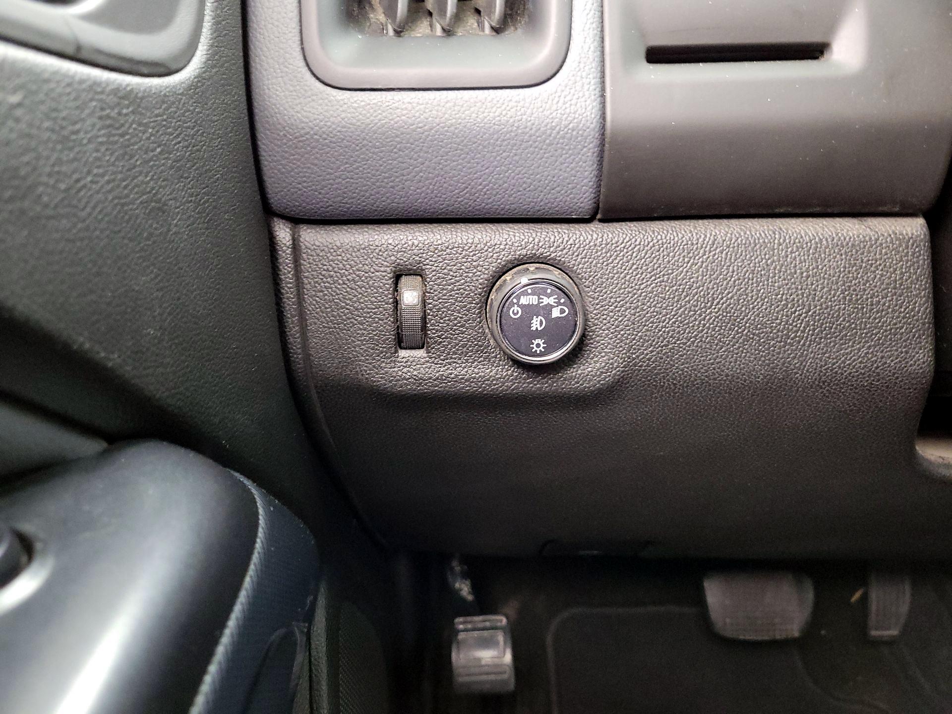 Thumbnail: 2018 Chevrolet Colorado - 13