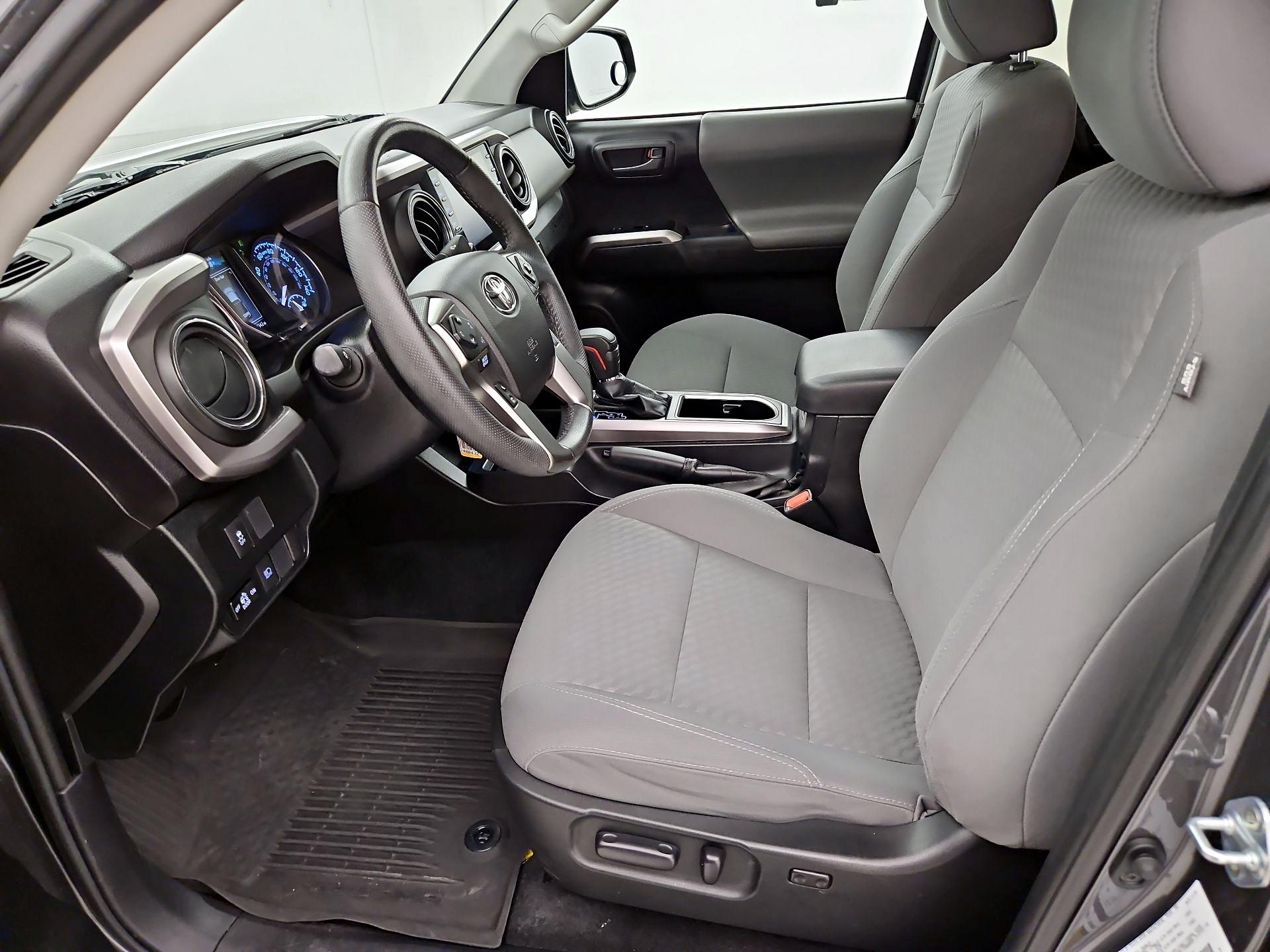 Thumbnail: 2021 Toyota Tacoma - 11