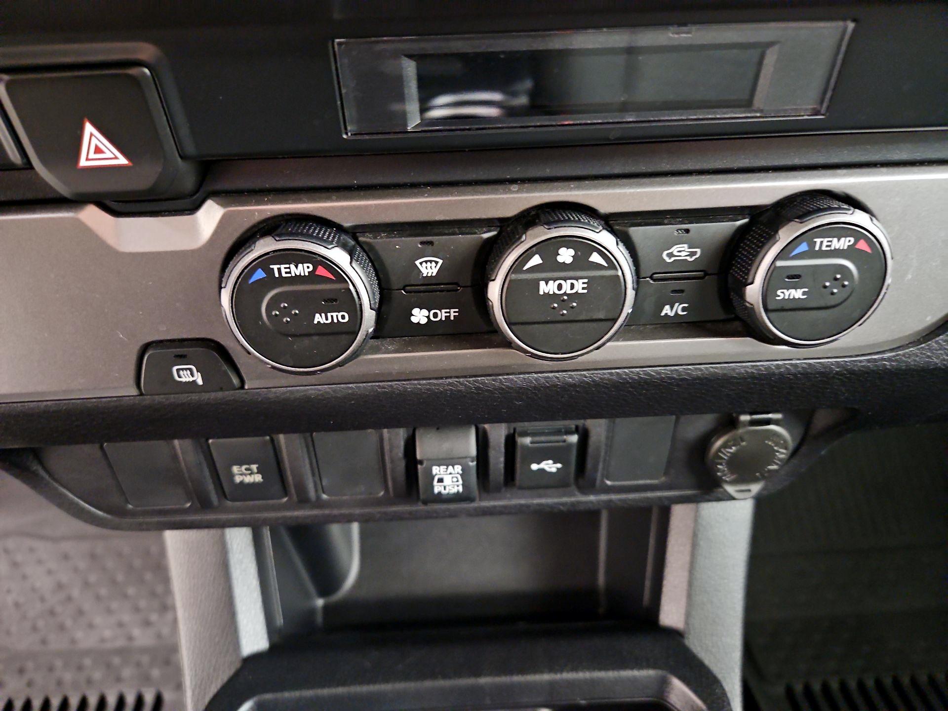 Thumbnail: 2021 Toyota Tacoma - 16
