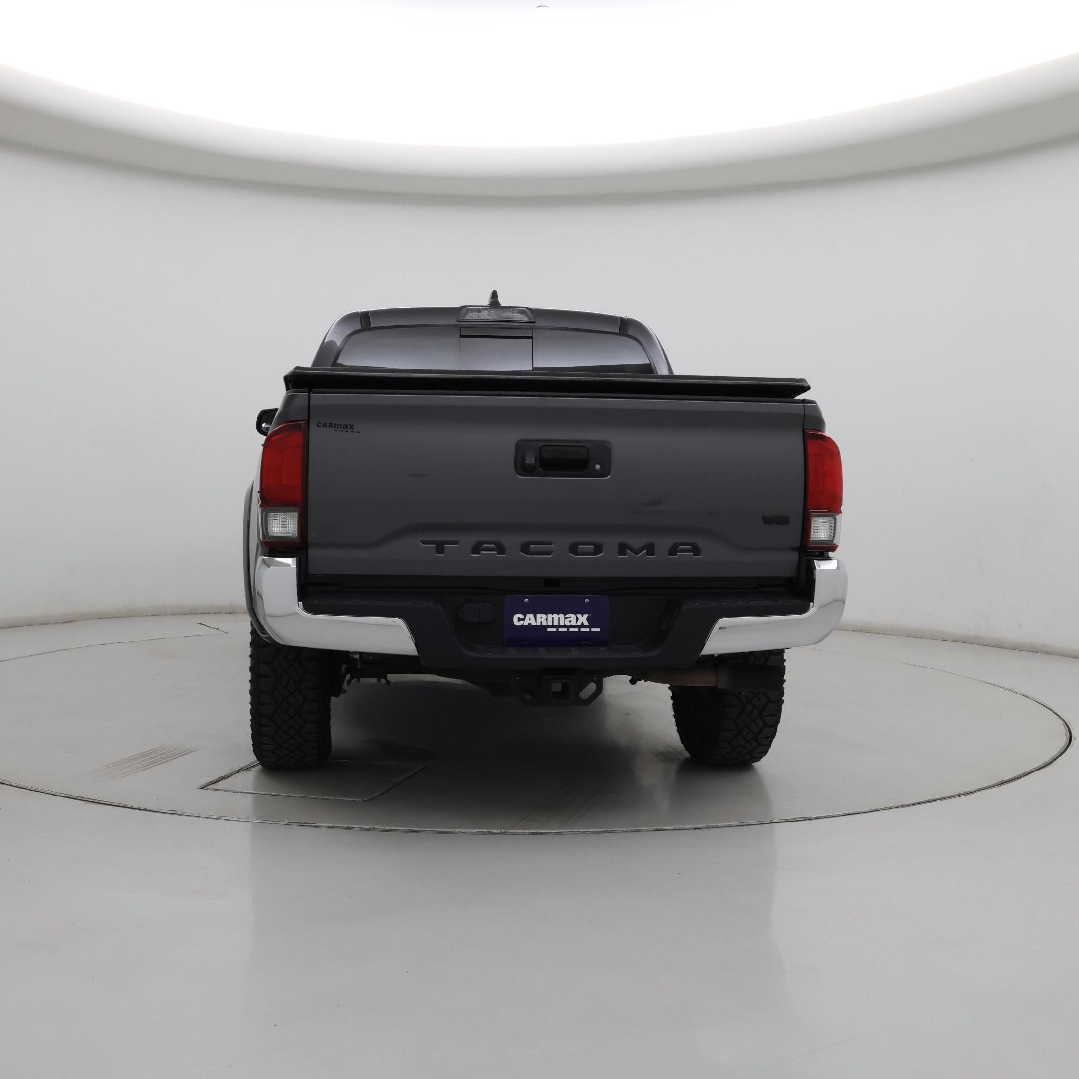 Thumbnail: 2021 Toyota Tacoma - 6