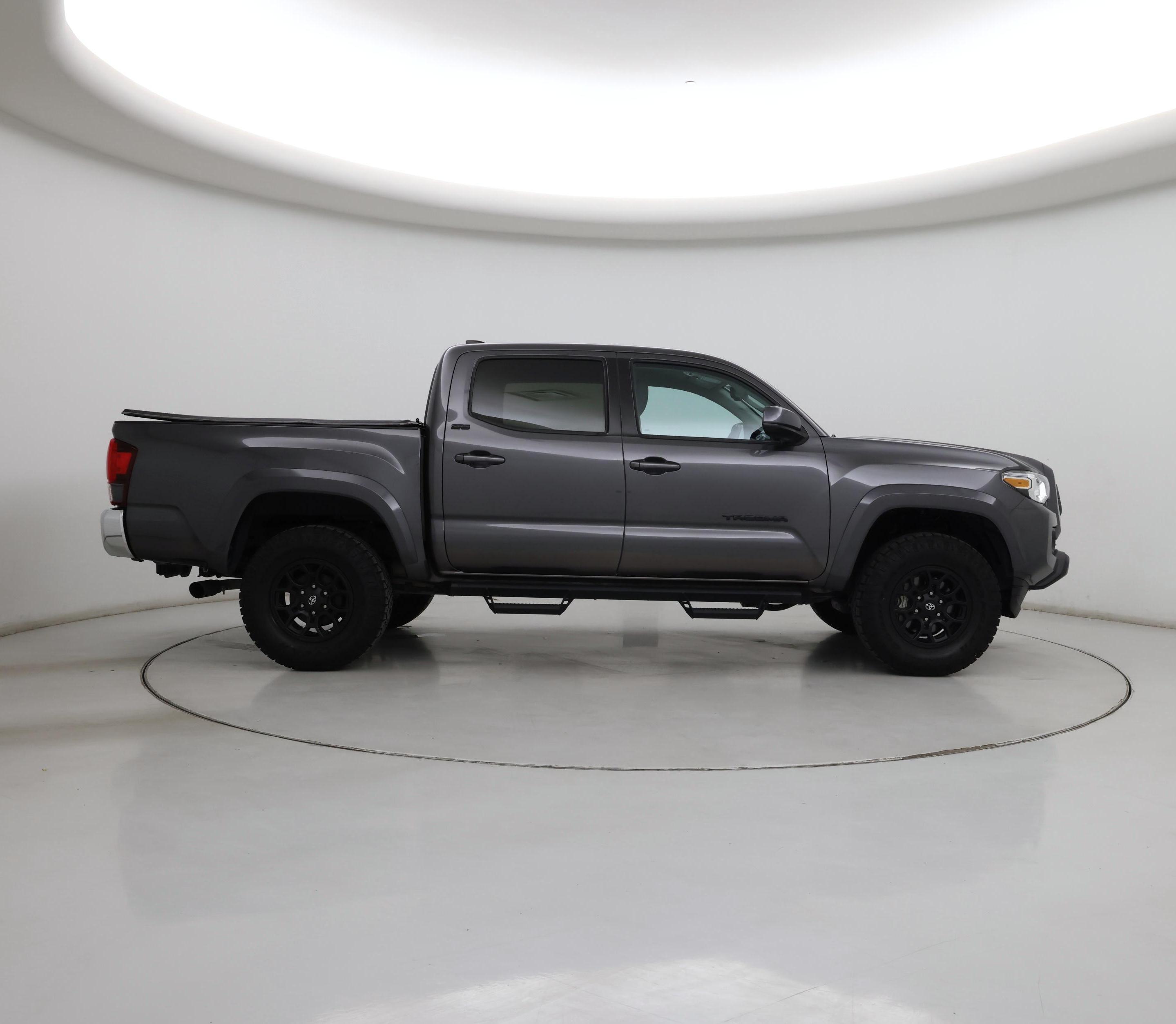 Thumbnail: 2021 Toyota Tacoma - 7