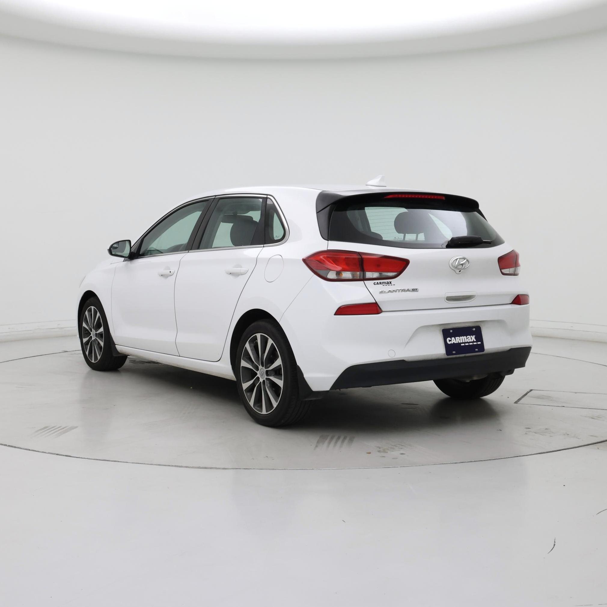 Thumbnail: 2018 Hyundai Elantra - 2