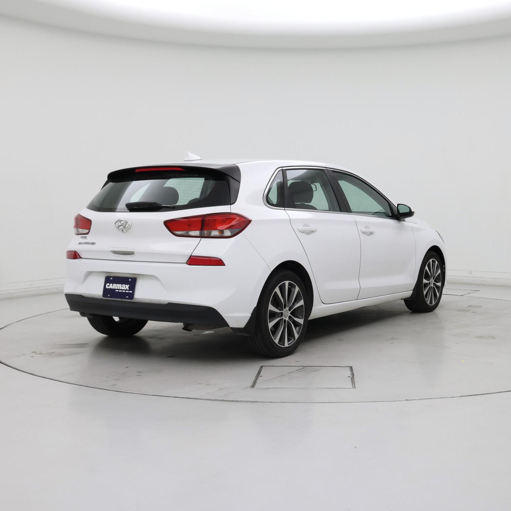Thumbnail: 2018 Hyundai Elantra - 8