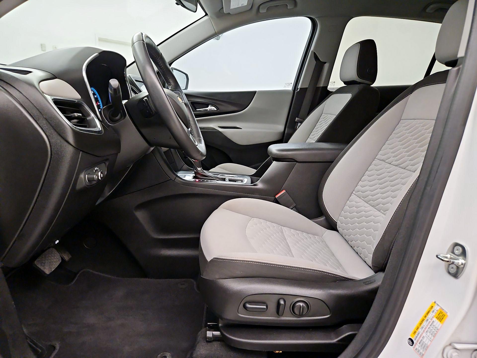 Thumbnail: 2018 Chevrolet Equinox - 11