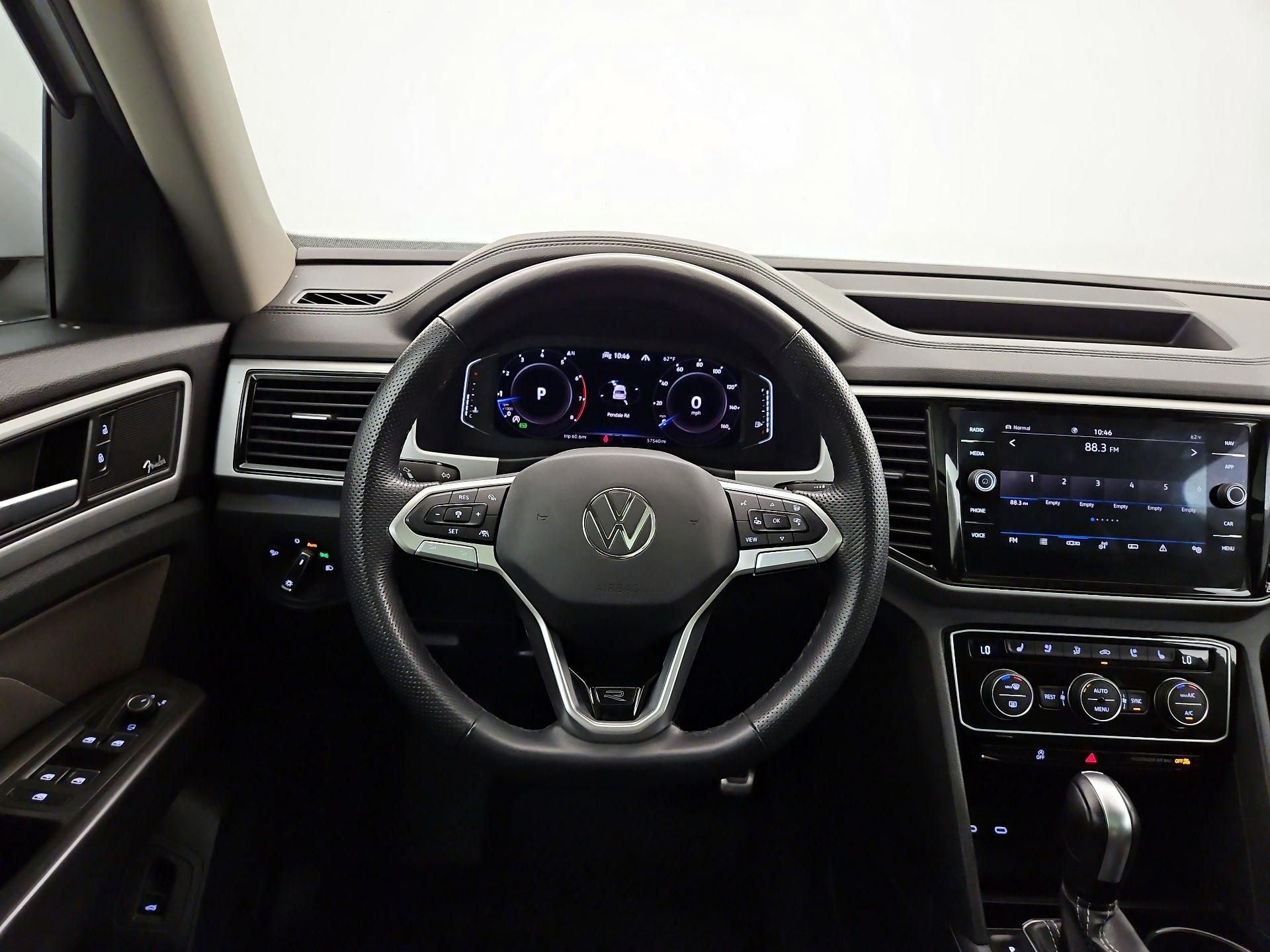 Thumbnail: 2023 Volkswagen Atlas - 10