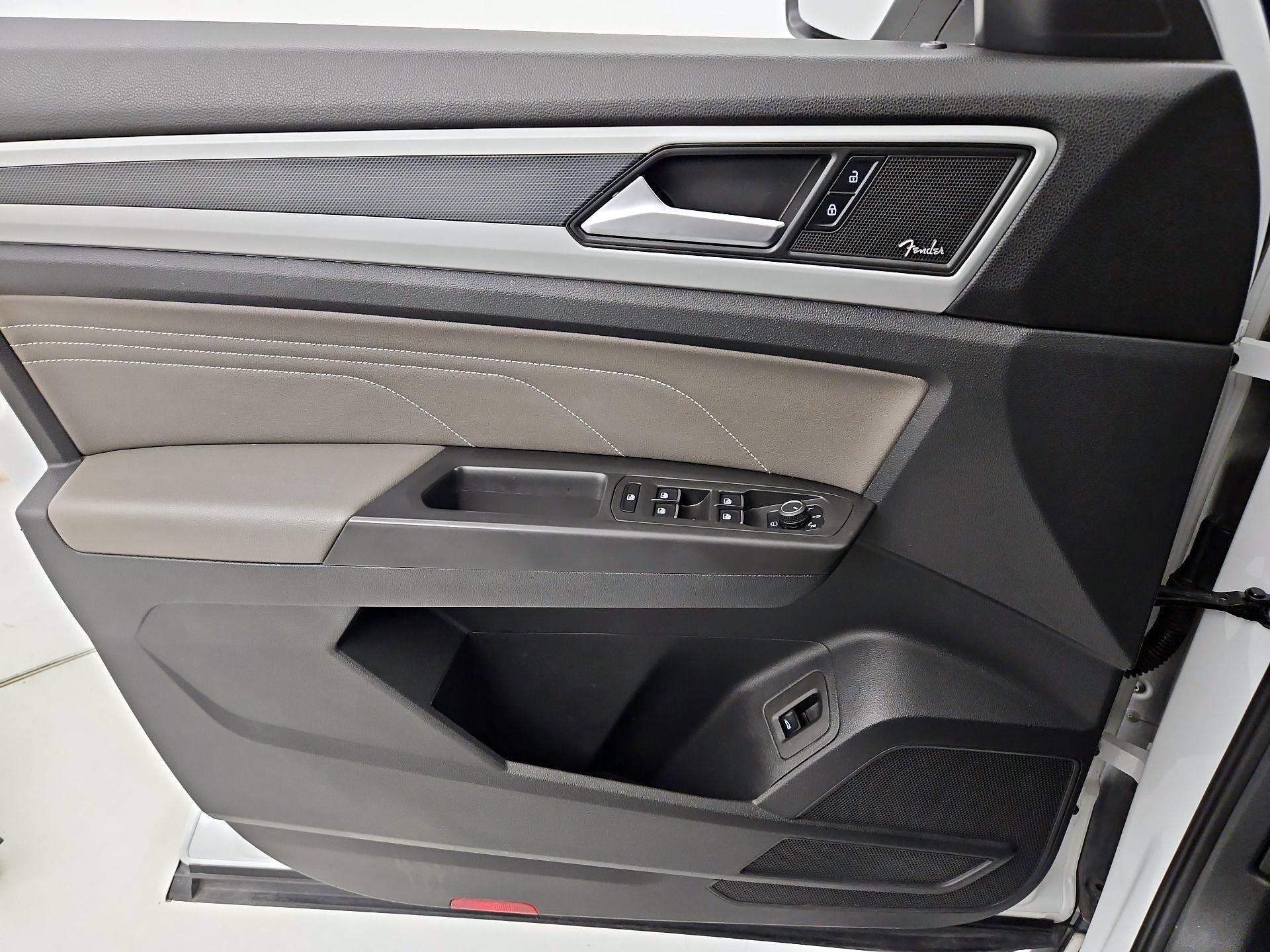 Thumbnail: 2023 Volkswagen Atlas - 12