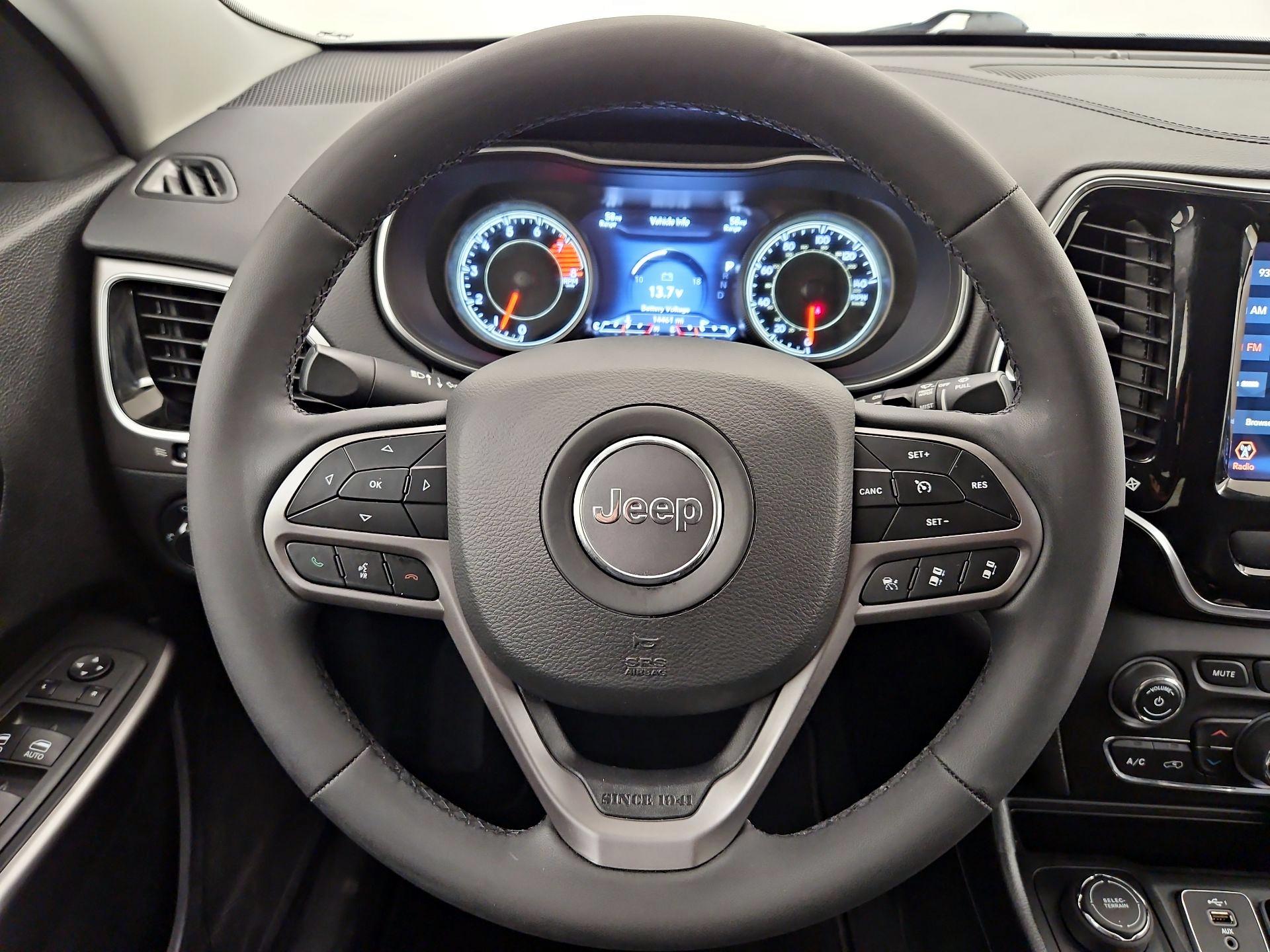 Thumbnail: 2022 Jeep Cherokee - 10