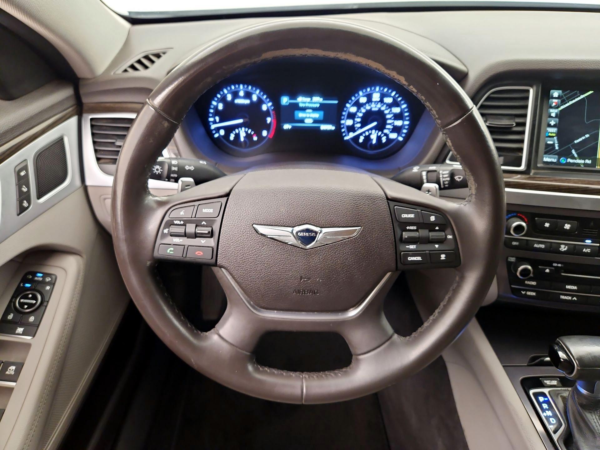 Thumbnail: 2018 Genesis G80 - 10
