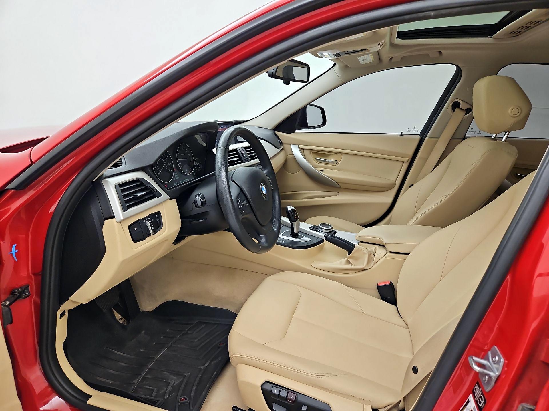 Thumbnail: 2014 BMW 3 Series - 11