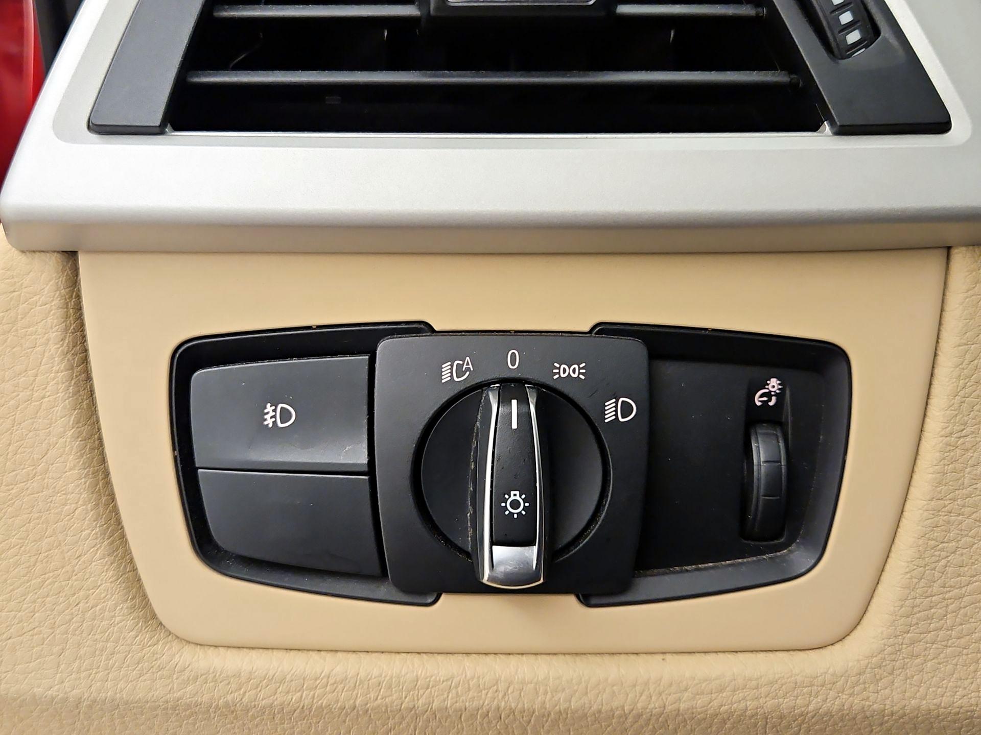 Thumbnail: 2014 BMW 3 Series - 13