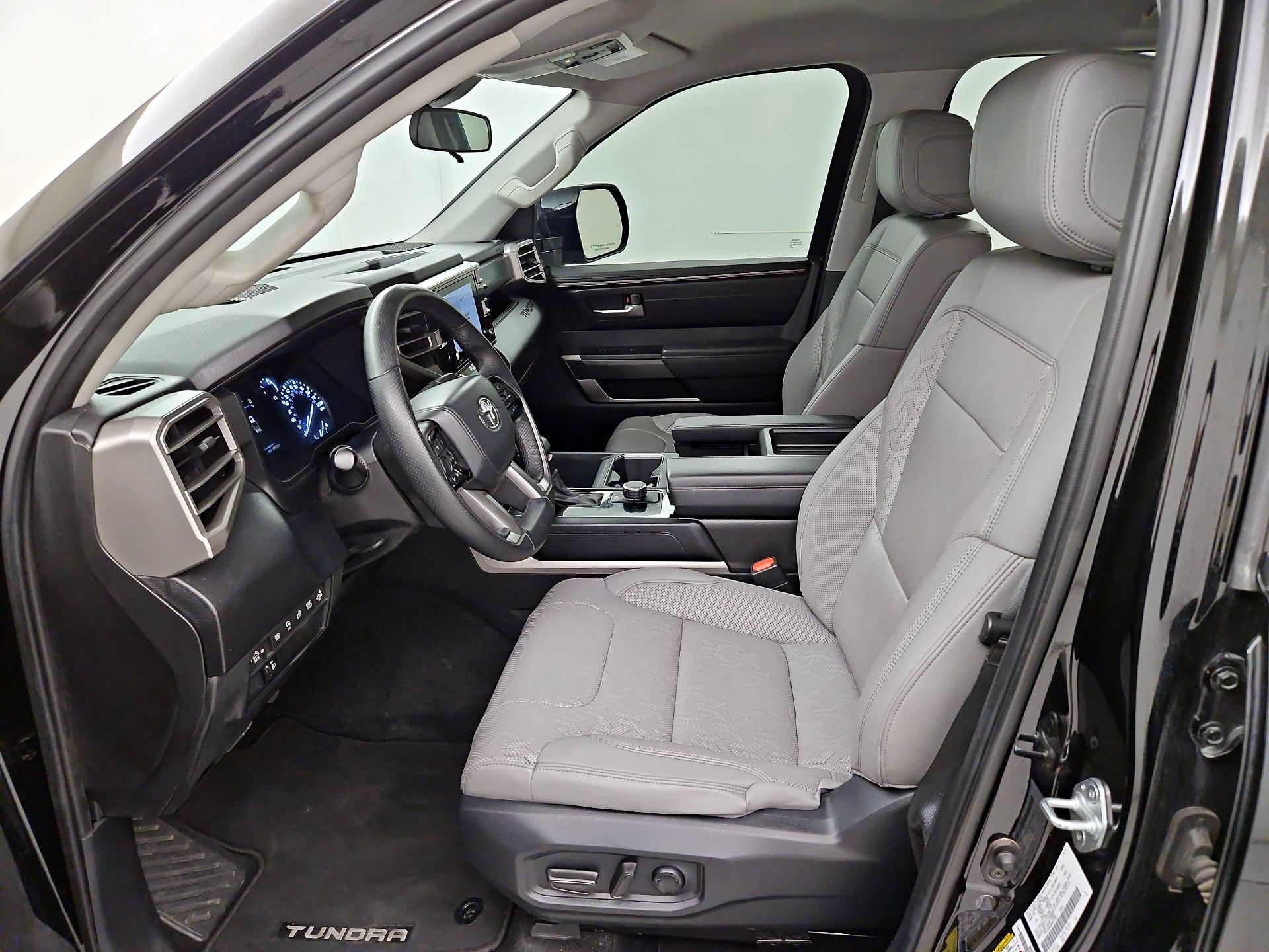 Thumbnail: 2022 Toyota Tundra - 11