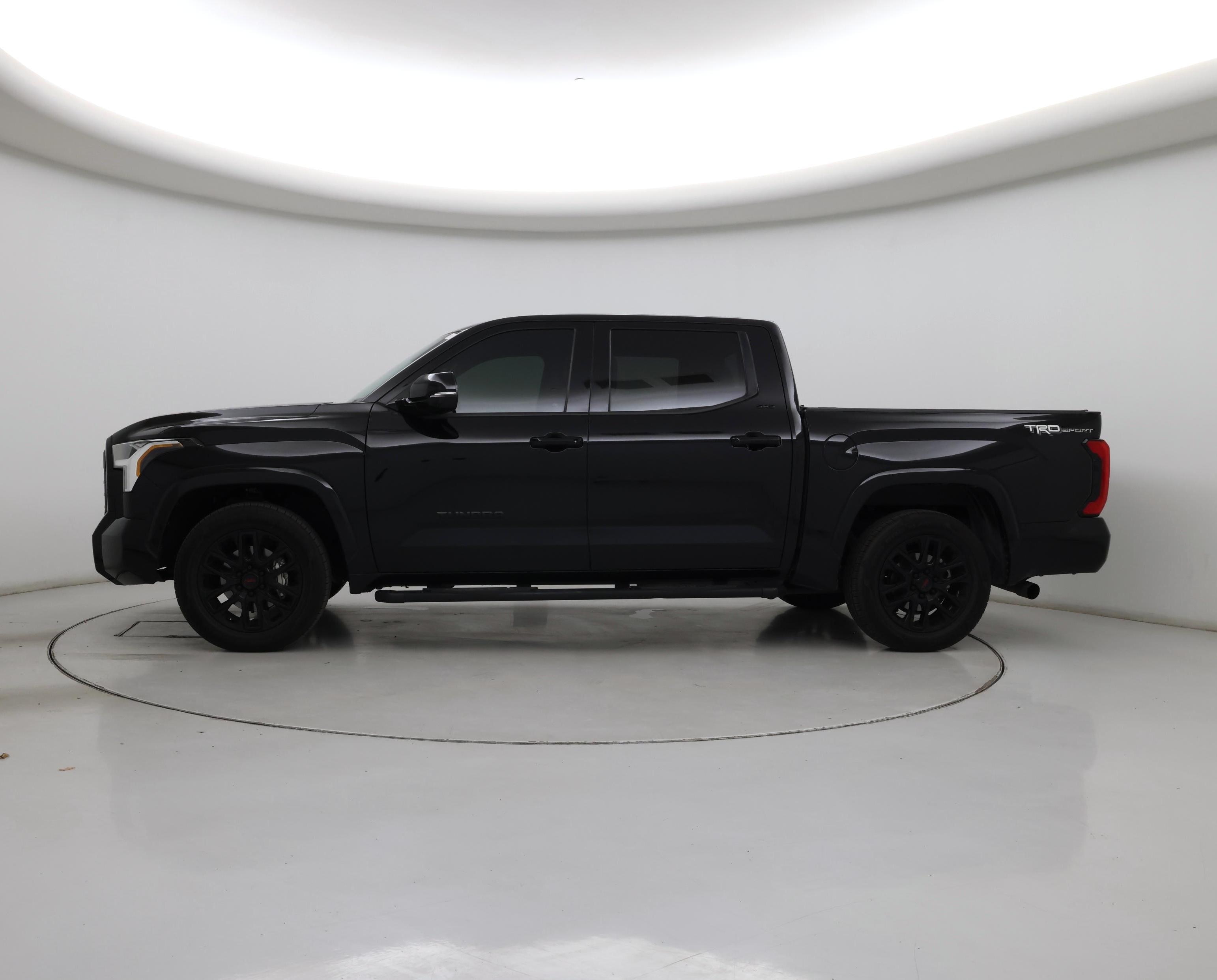 Thumbnail: 2022 Toyota Tundra - 3