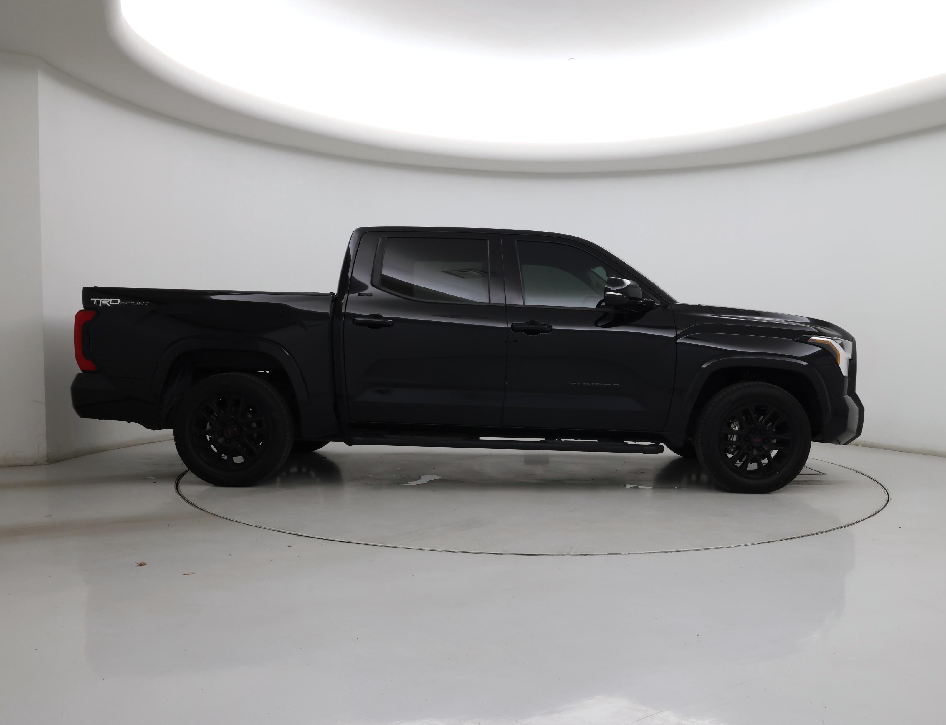 Thumbnail: 2022 Toyota Tundra - 7