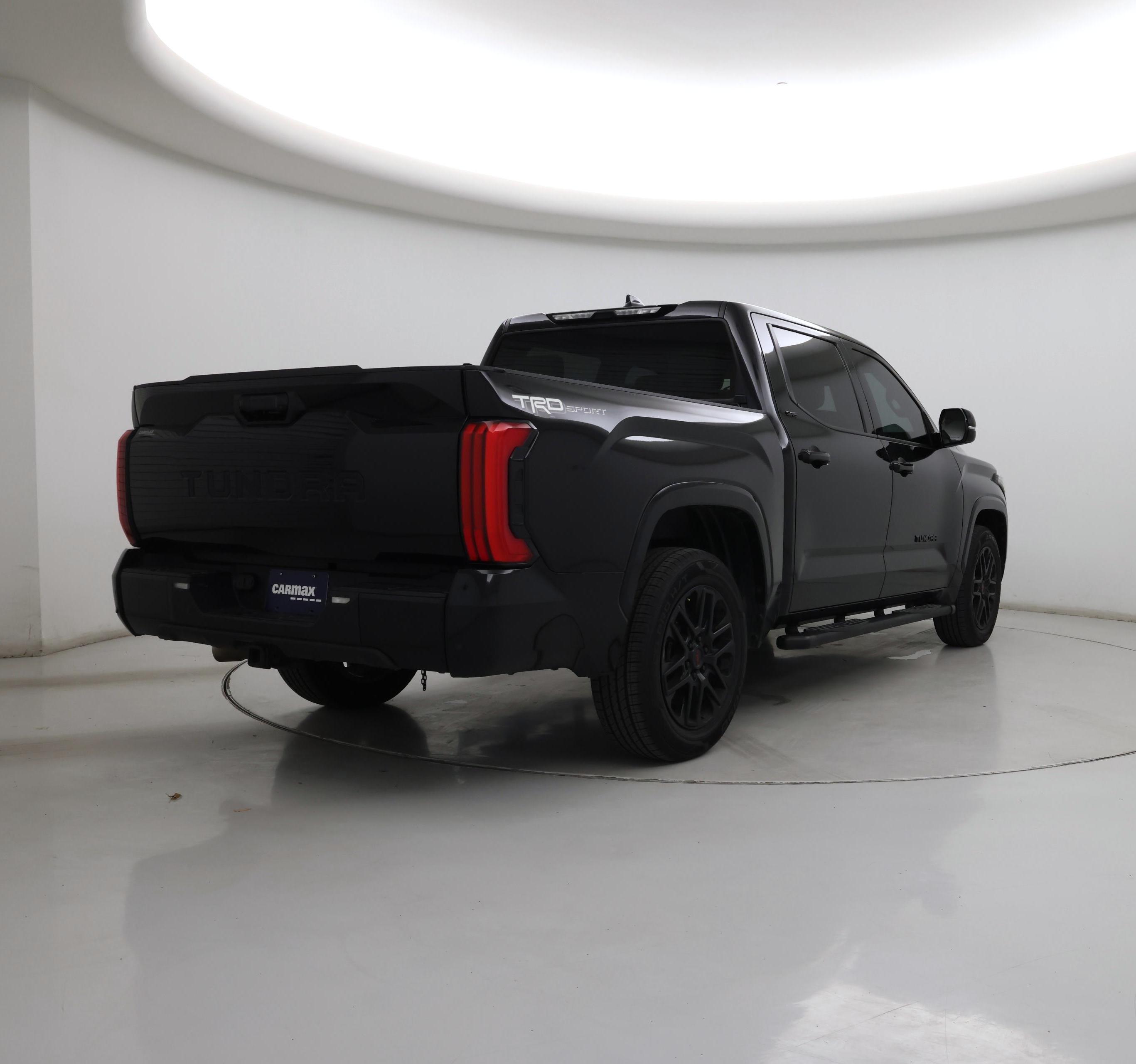 Thumbnail: 2022 Toyota Tundra - 8