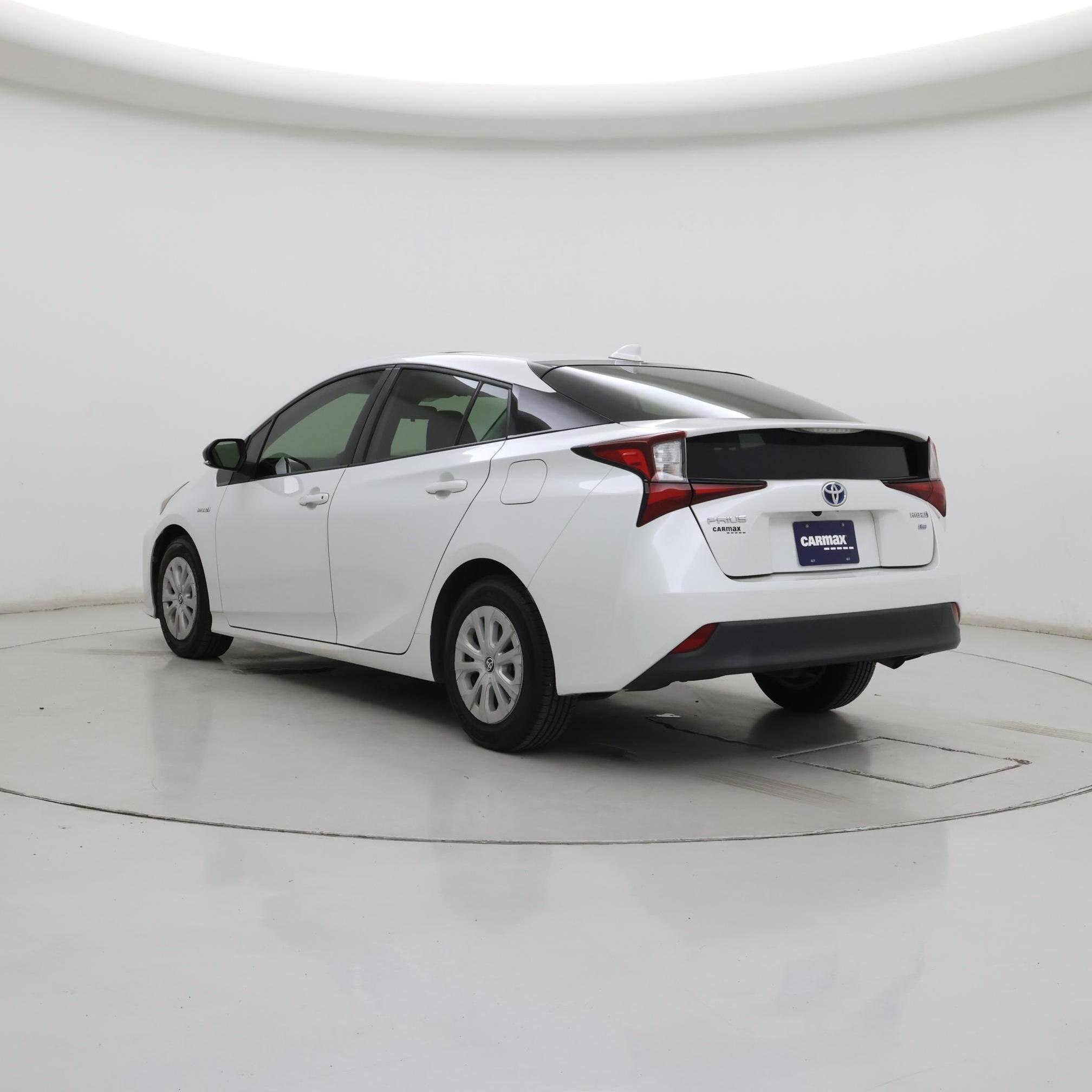 Thumbnail: 2021 Toyota Prius - 2