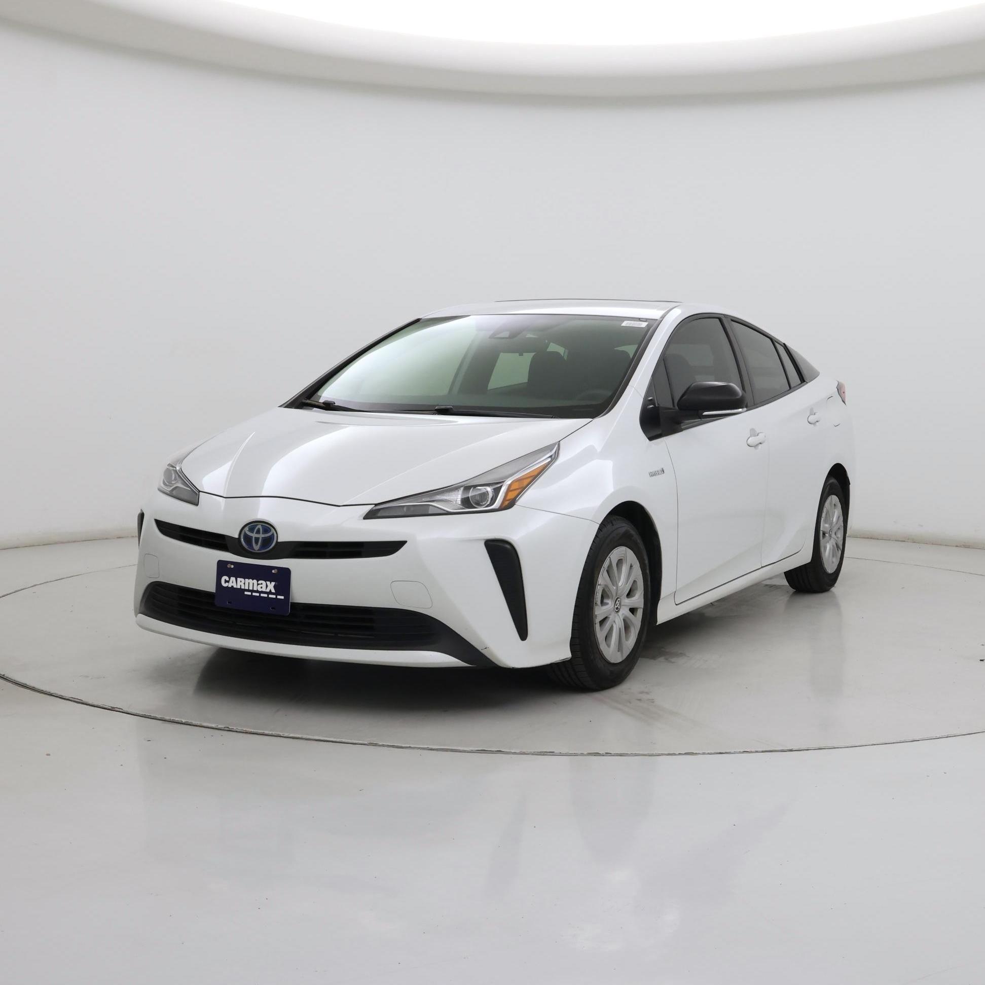 Thumbnail: 2021 Toyota Prius - 4