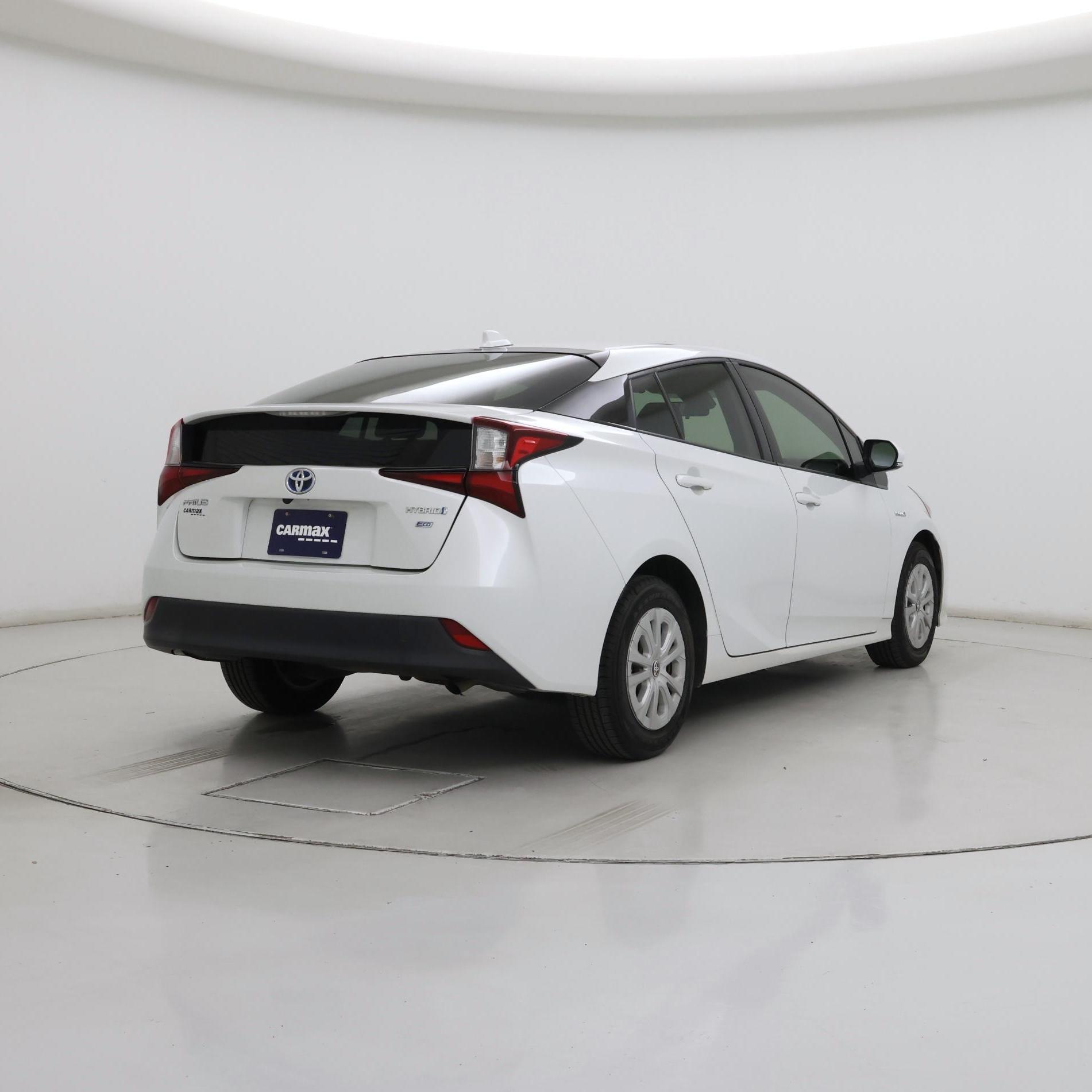 Thumbnail: 2021 Toyota Prius - 8