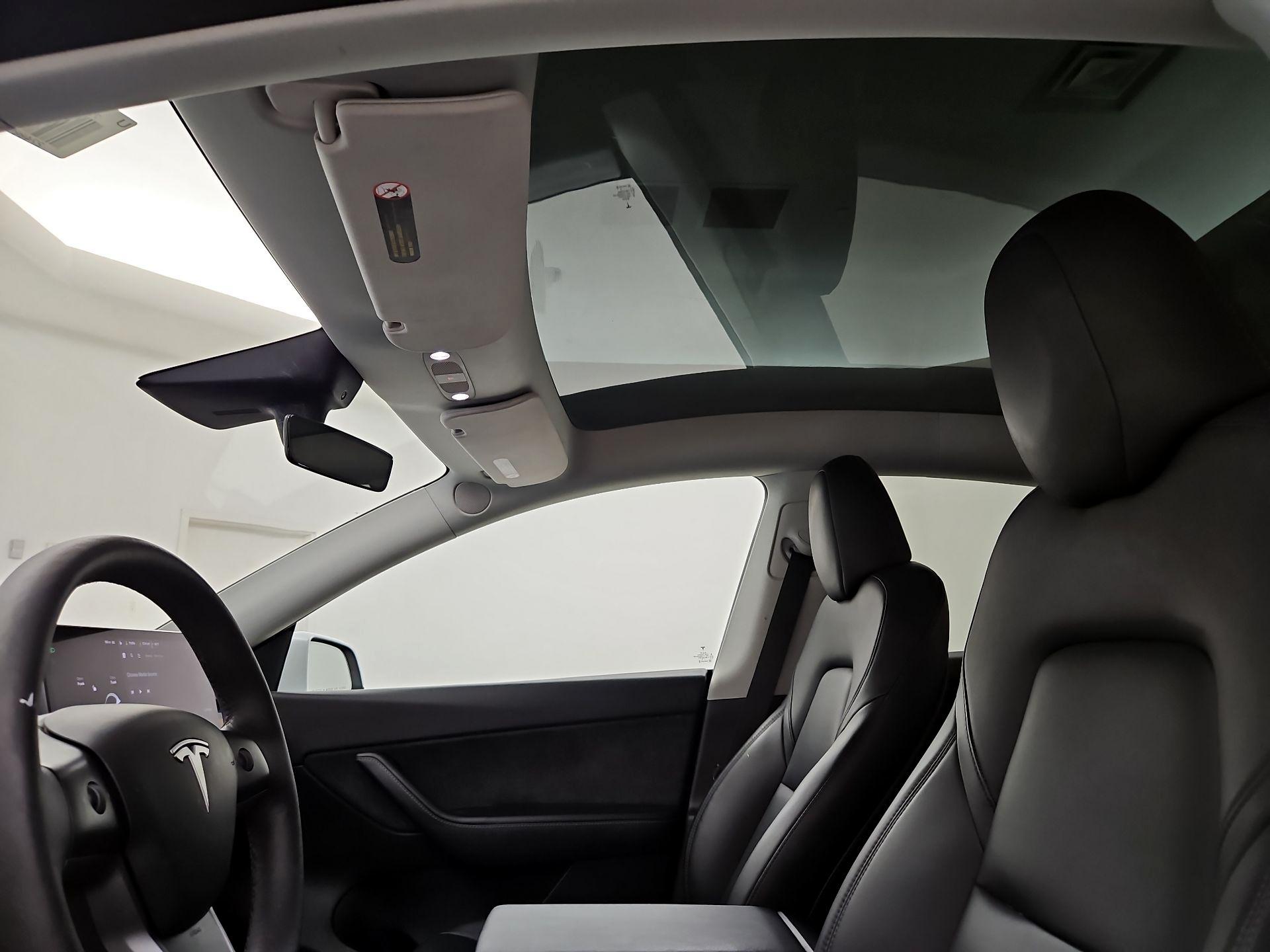 Thumbnail: 2022 Tesla Model Y - 19
