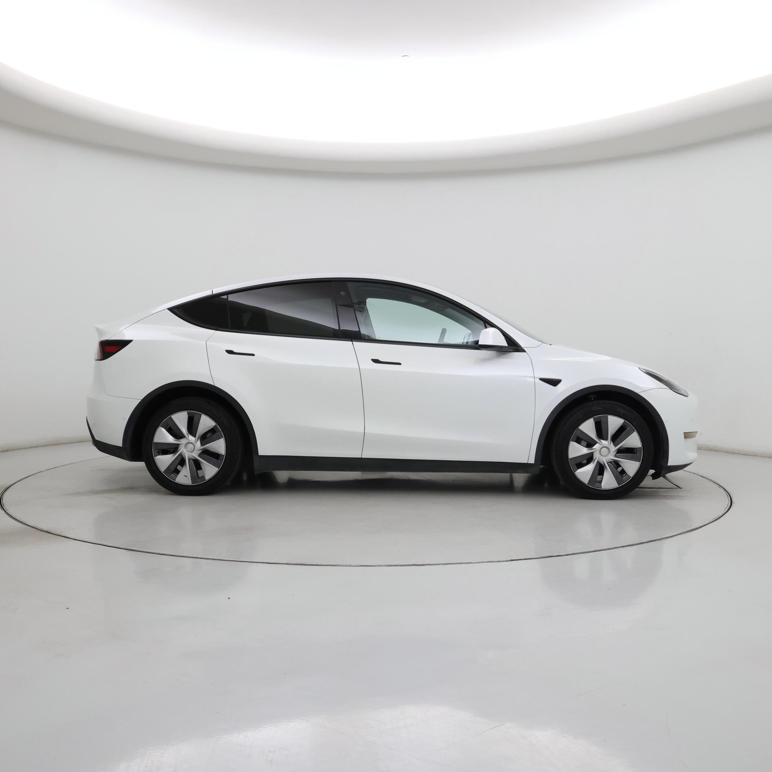Thumbnail: 2022 Tesla Model Y - 7