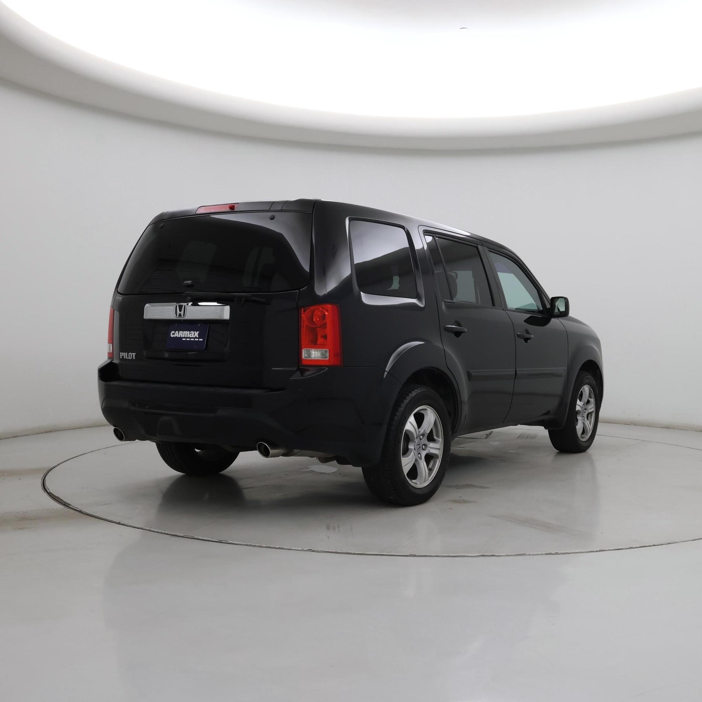 Thumbnail: 2015 Honda Pilot - 8