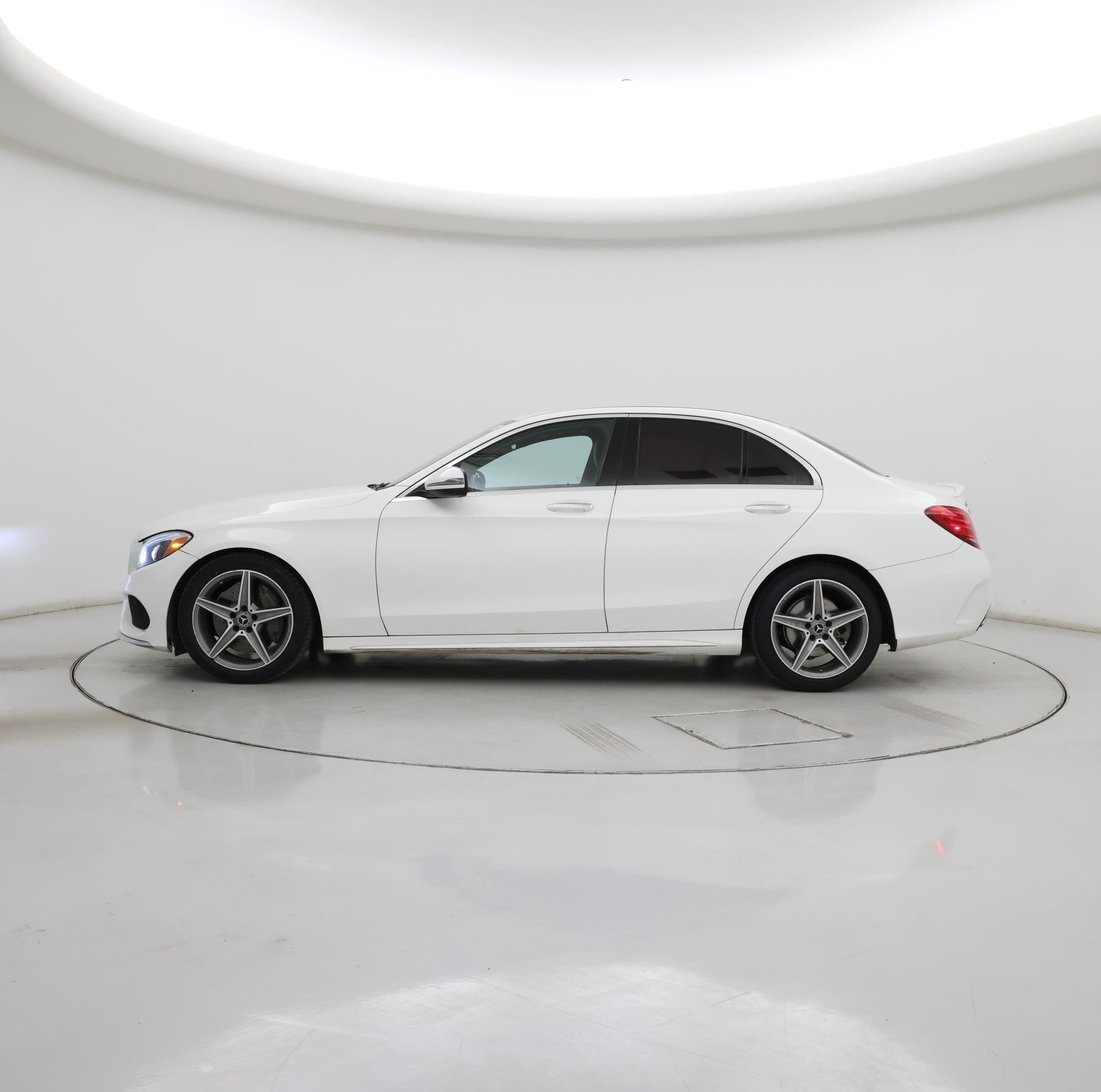 Thumbnail: 2018 Mercedes-Benz C-Class - 3