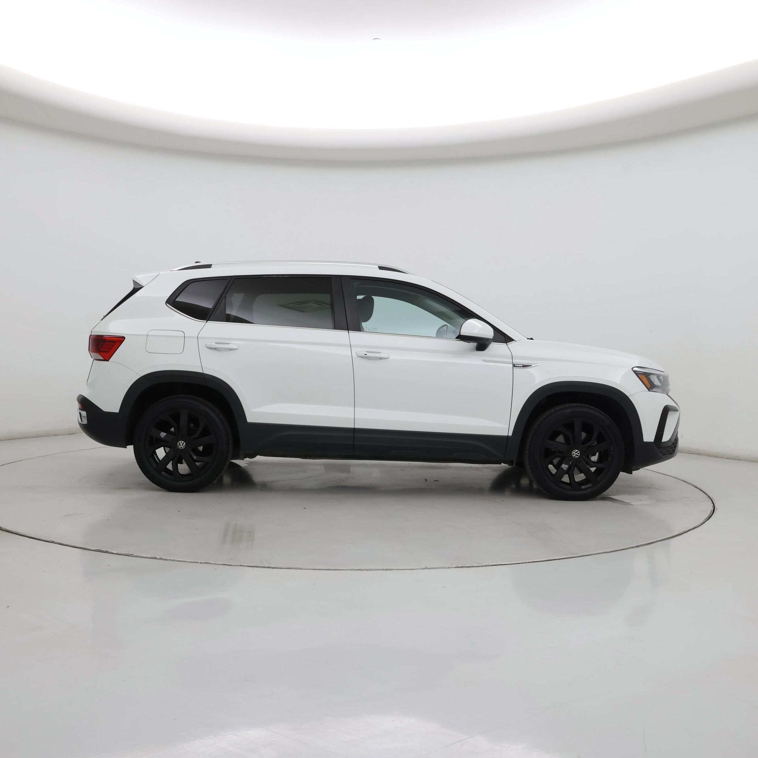 Thumbnail: 2022 Volkswagen Taos - 7