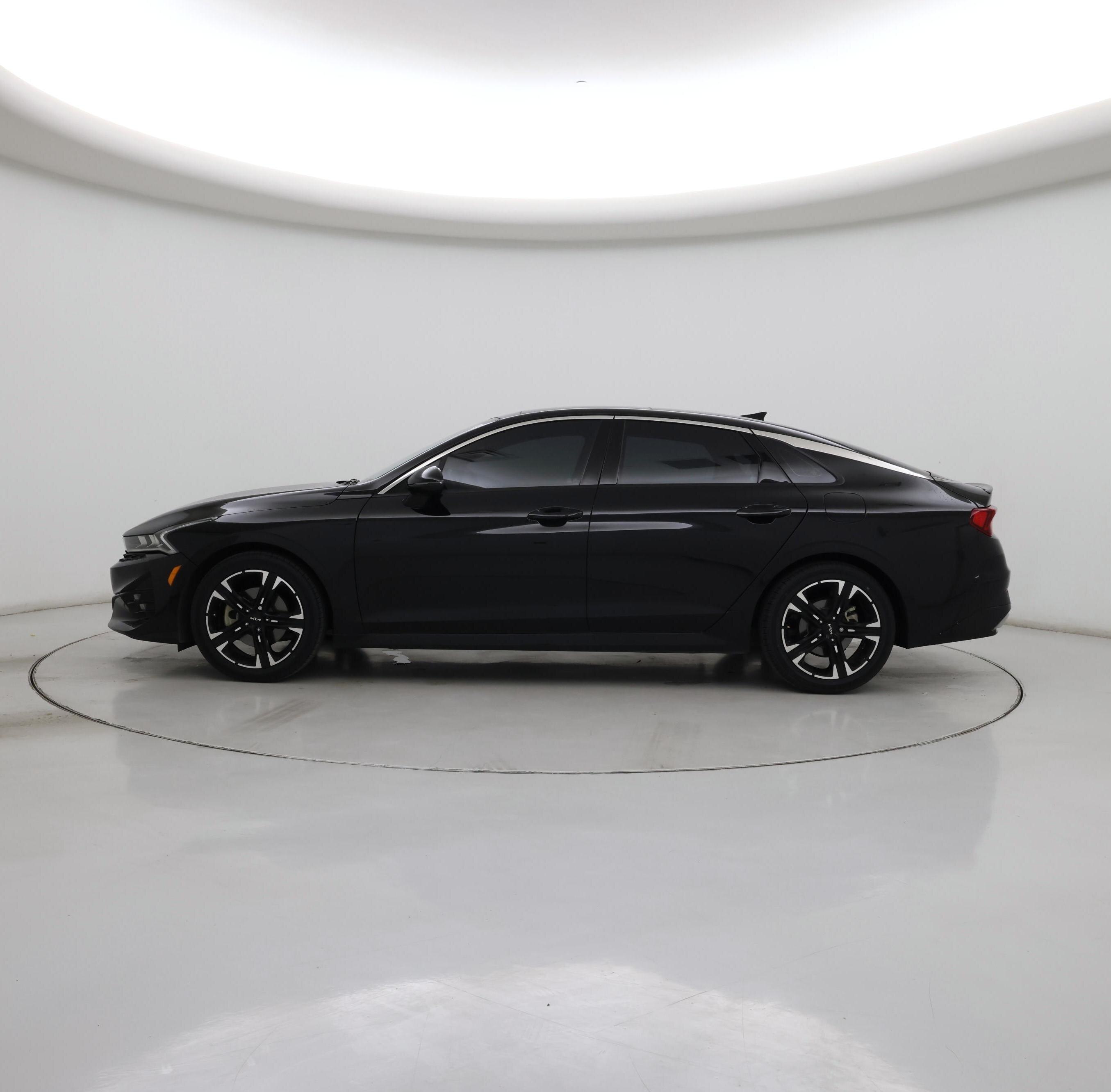 Thumbnail: 2023 Kia K5 - 3