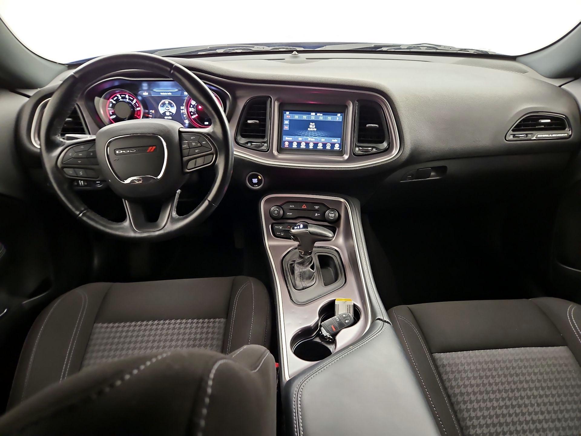 Thumbnail: 2021 Dodge Challenger - 9