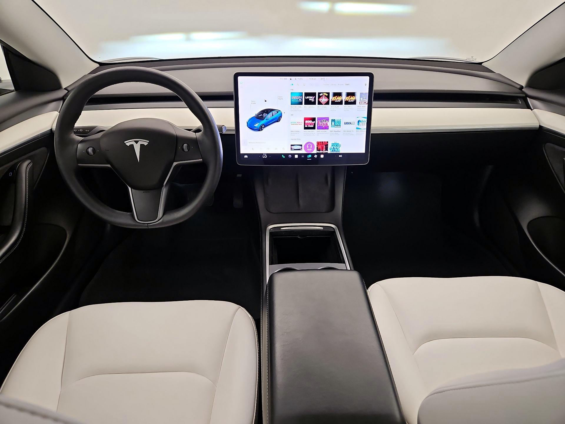 Thumbnail: 2022 Tesla Model 3 - 9