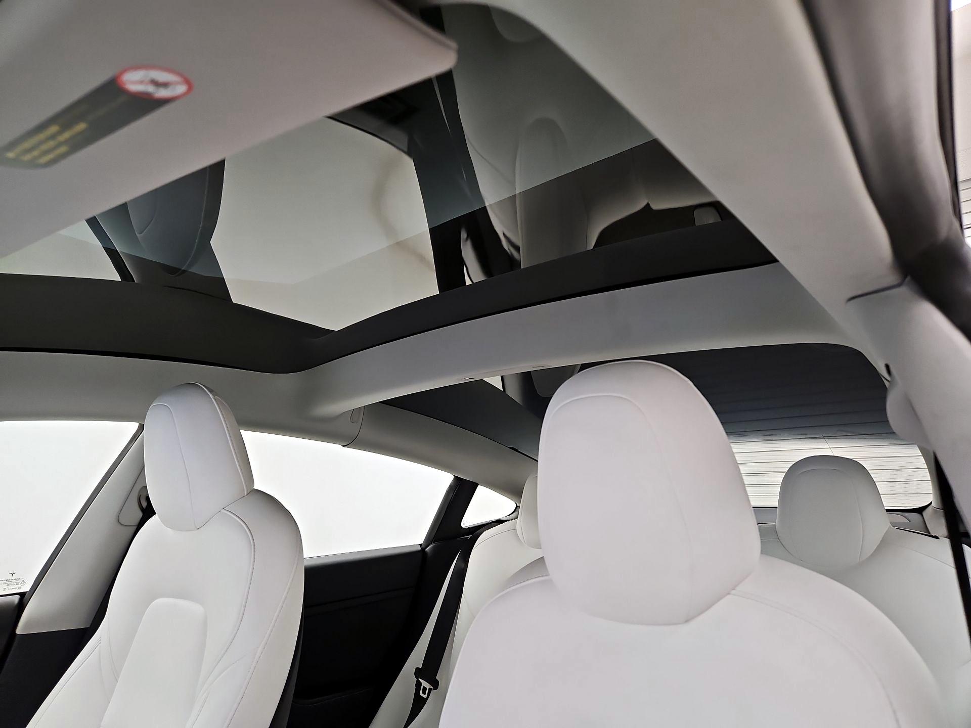 Thumbnail: 2022 Tesla Model 3 - 18