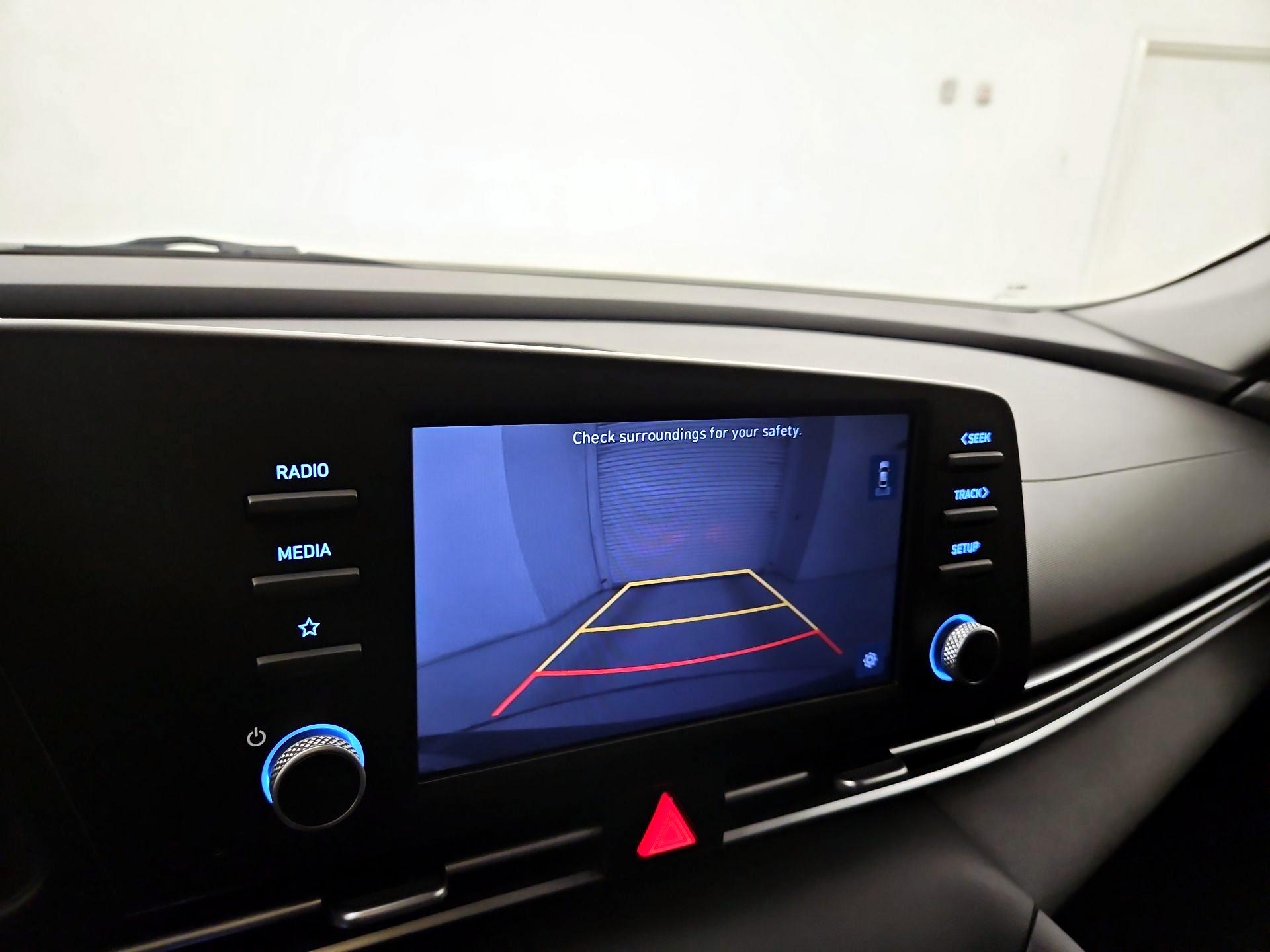 Thumbnail: 2023 Hyundai Elantra - 14