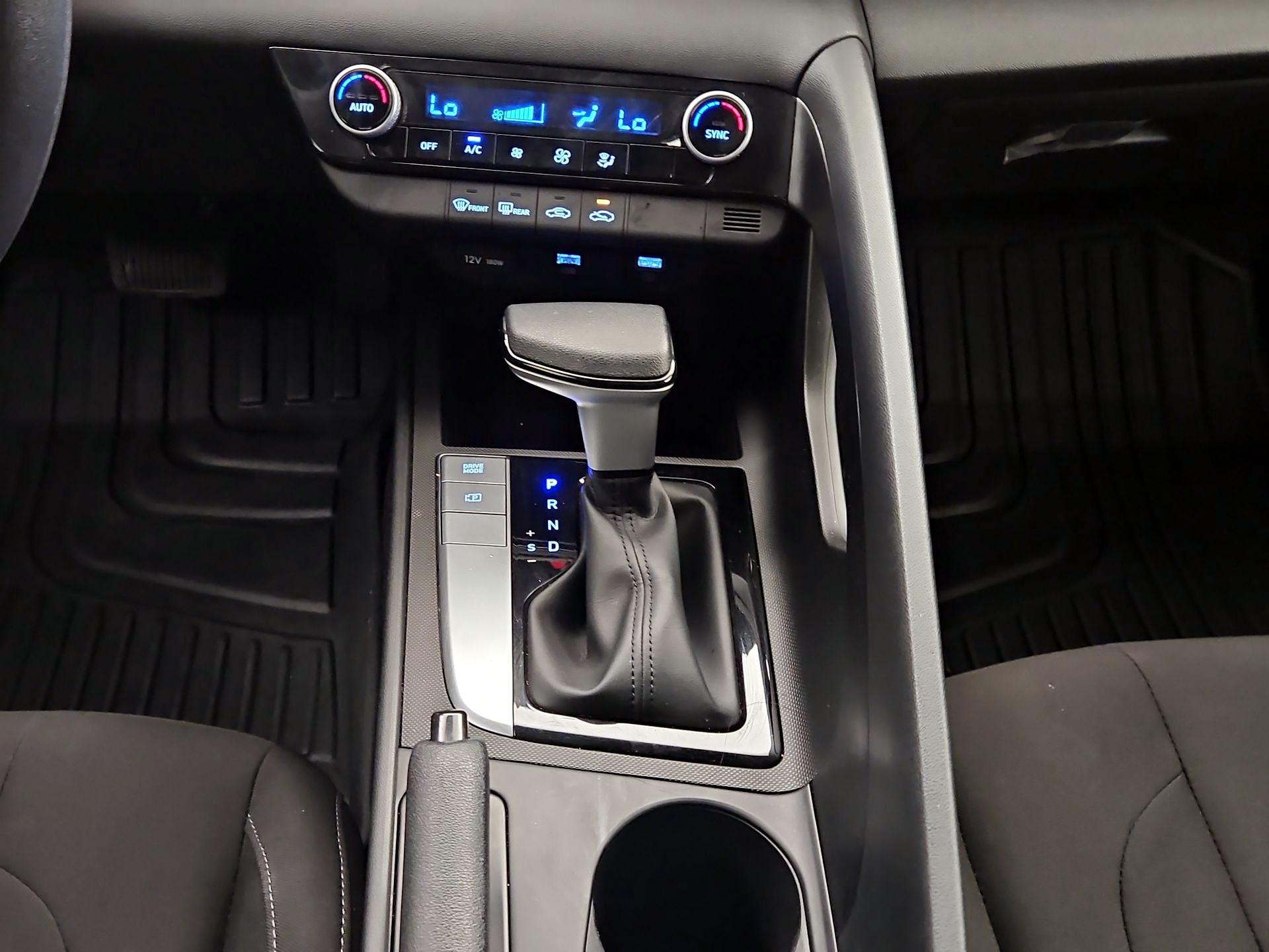 Thumbnail: 2023 Hyundai Elantra - 17