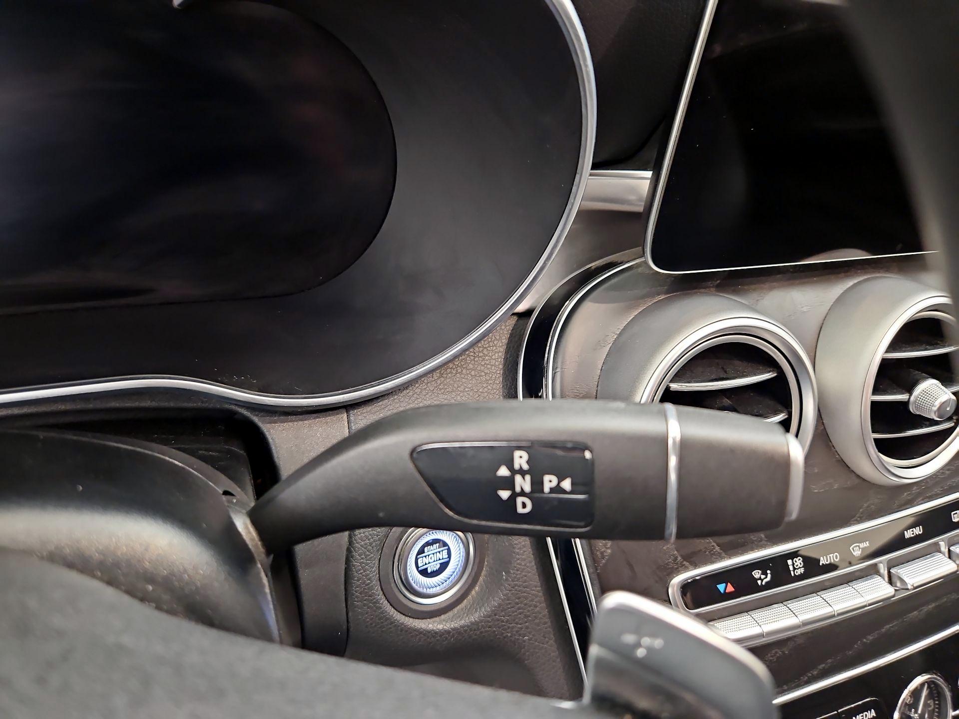 Thumbnail: 2021 Mercedes-Benz C-Class - 17