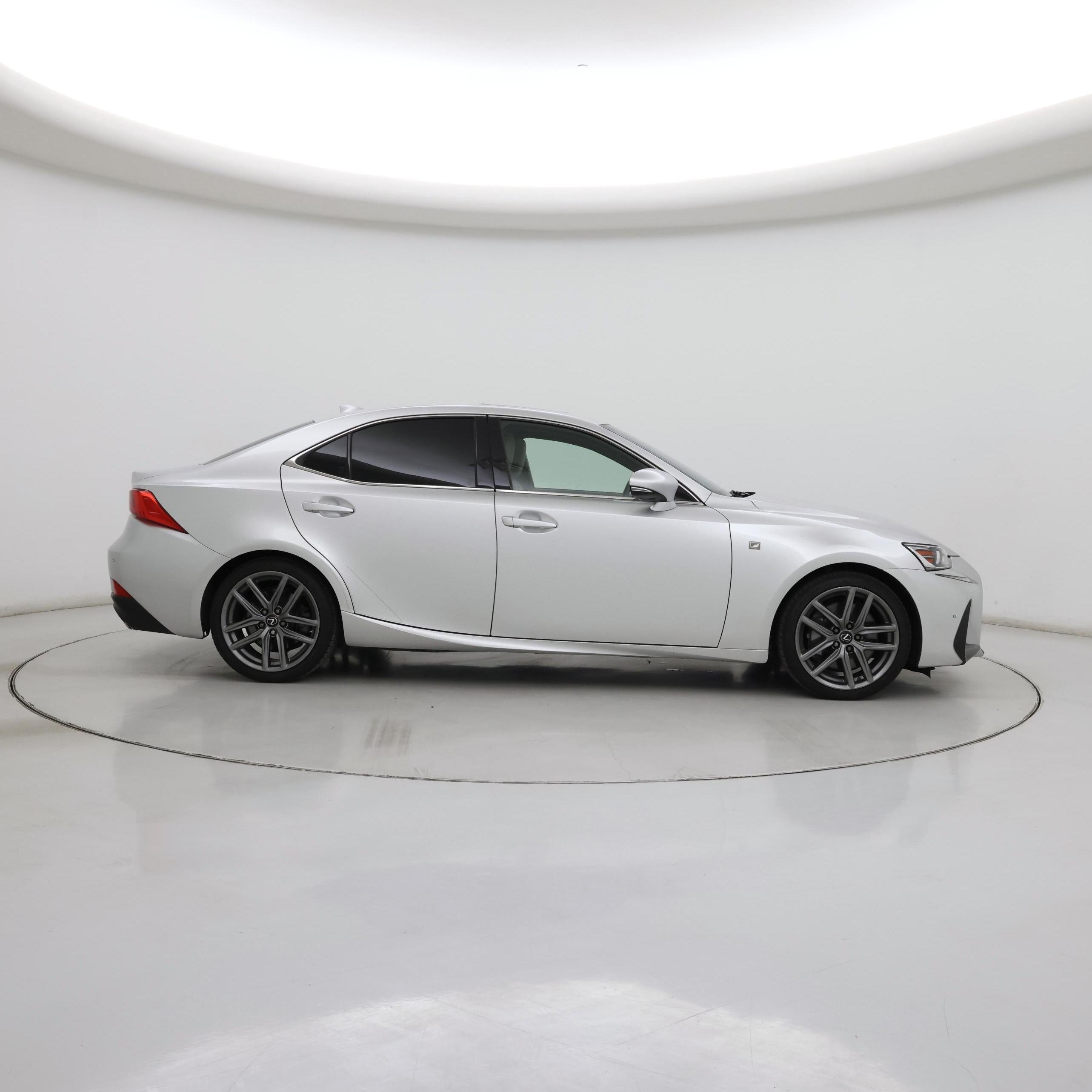 Thumbnail: 2019 Lexus IS - 7