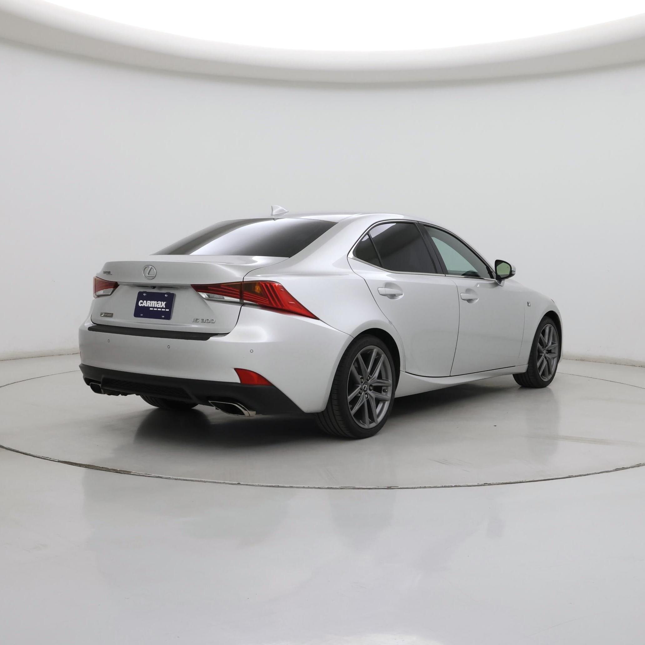 Thumbnail: 2019 Lexus IS - 8