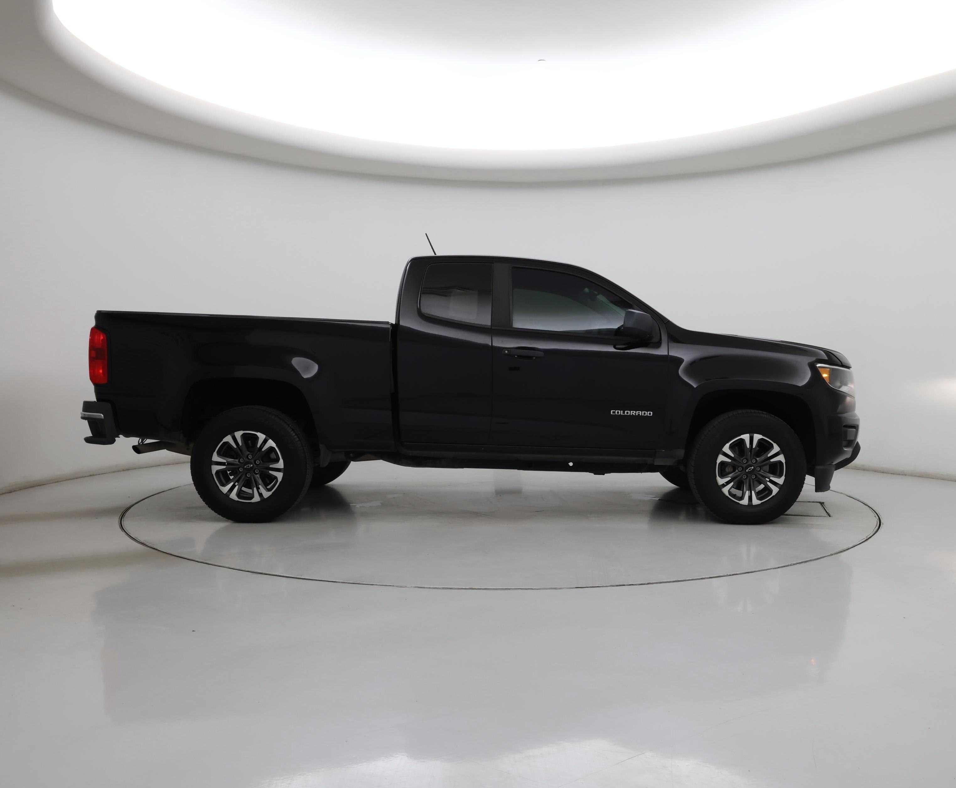 Thumbnail: 2017 Chevrolet Colorado - 7