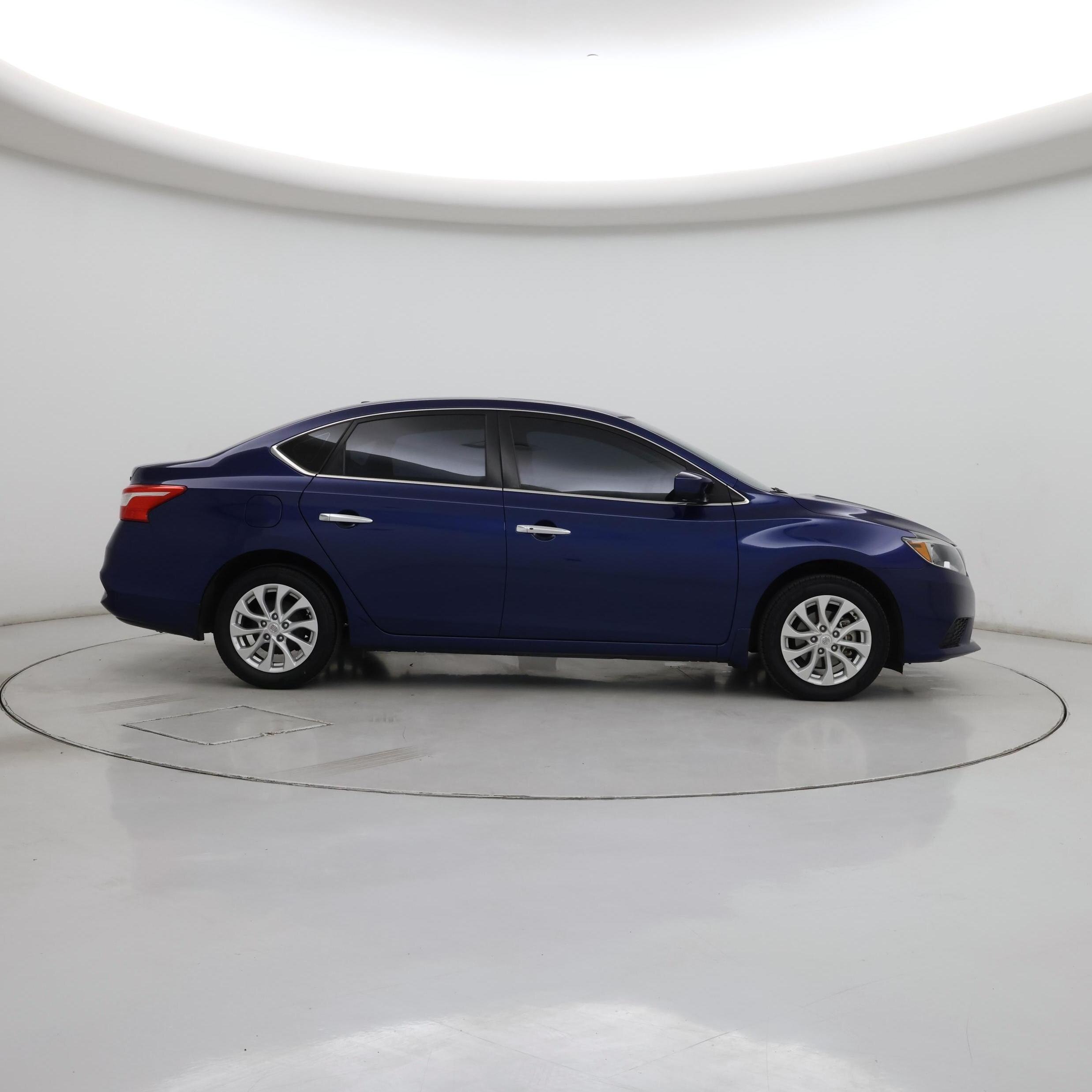 Thumbnail: 2017 Nissan Sentra - 7