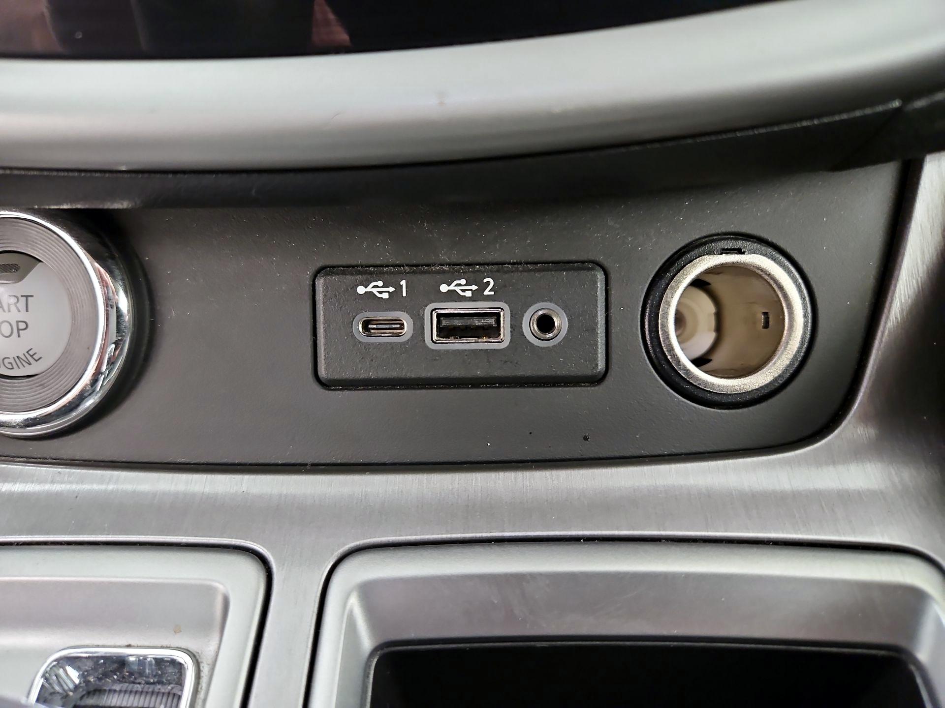 Thumbnail: 2020 Nissan Murano - 18