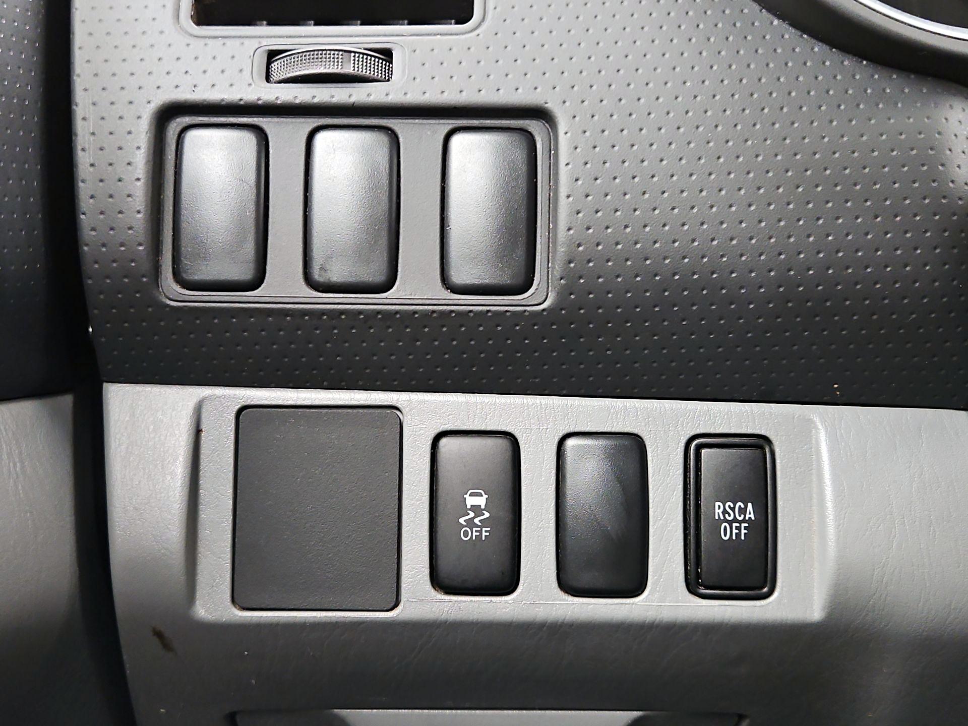 Thumbnail: 2014 Toyota Tacoma - 13