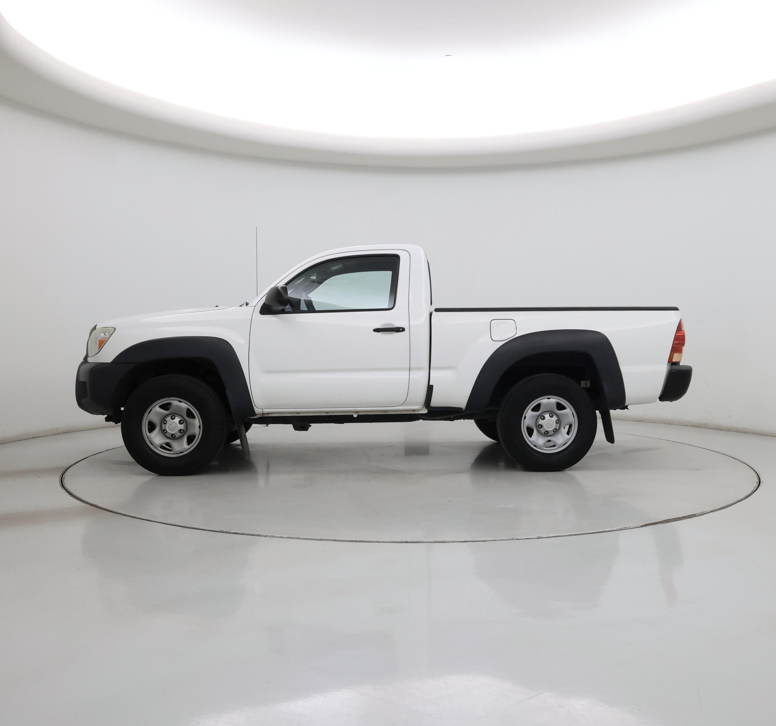 Thumbnail: 2014 Toyota Tacoma - 3
