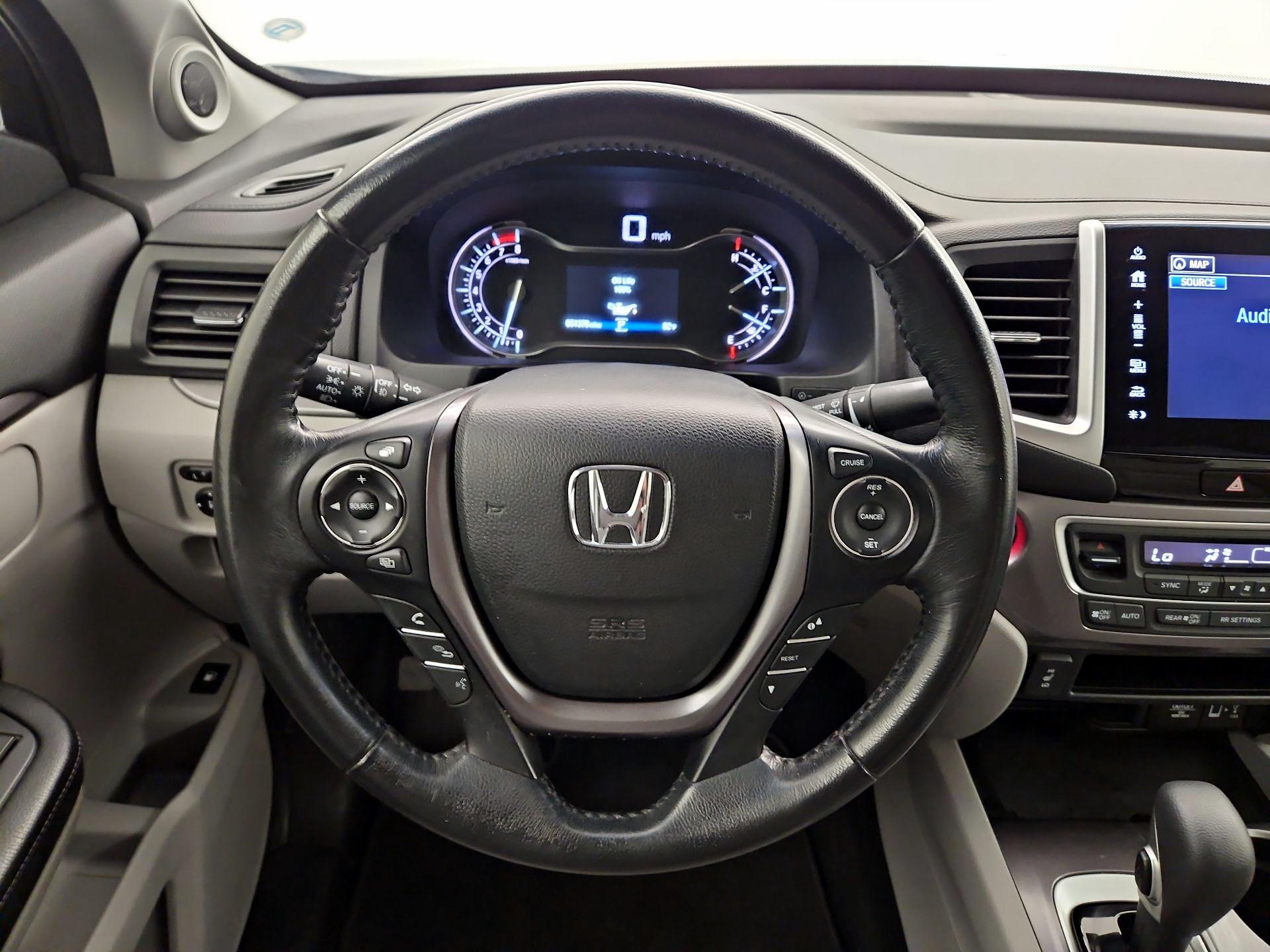 Thumbnail: 2017 Honda Ridgeline - 10