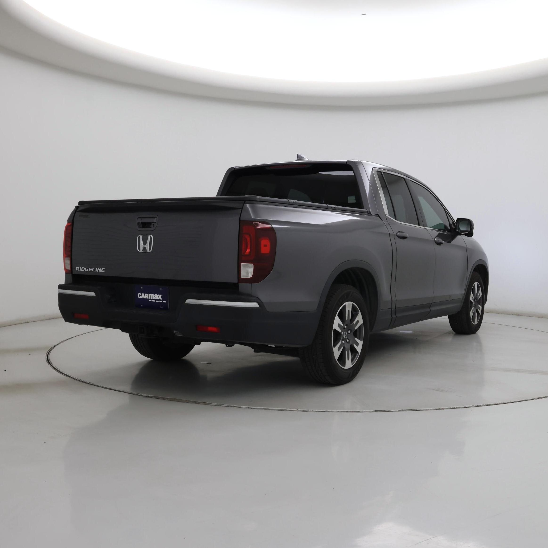 Thumbnail: 2017 Honda Ridgeline - 8