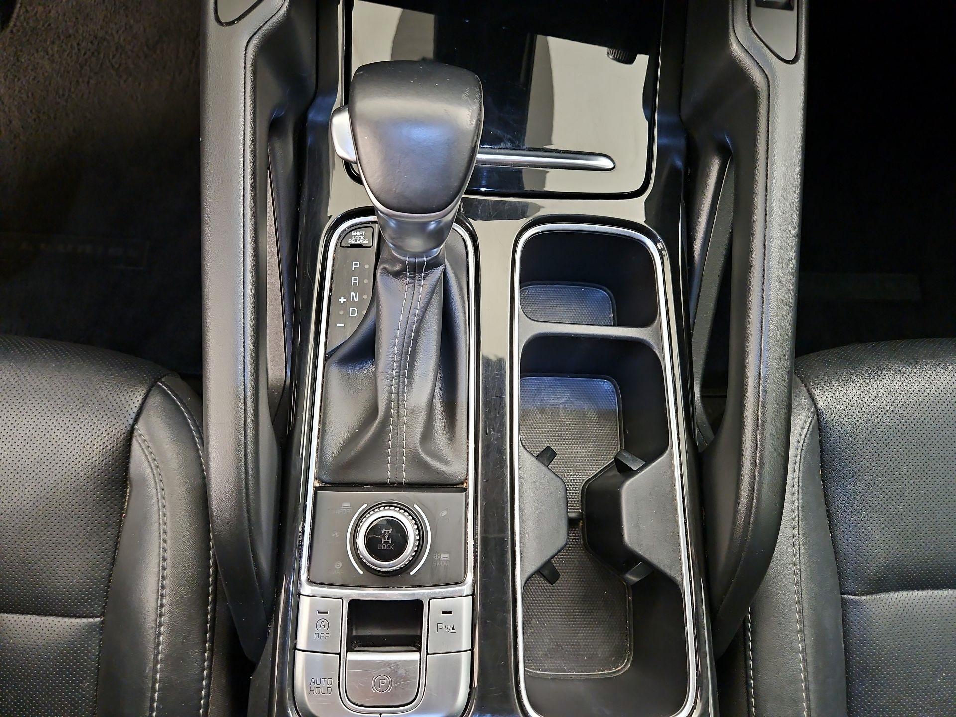 Thumbnail: 2023 Kia Telluride - 18